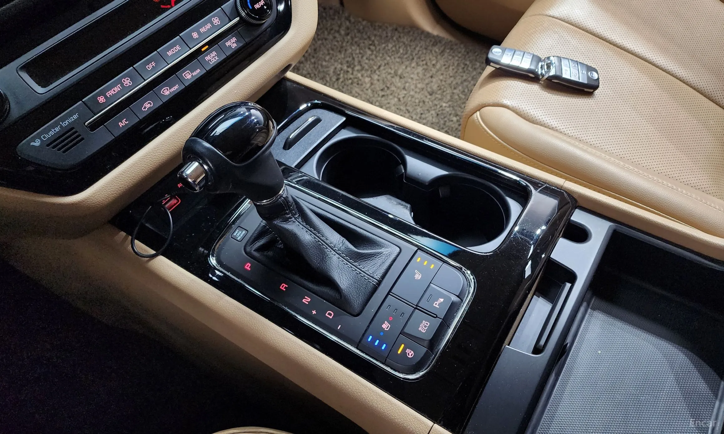 Kia Carnival превью 9