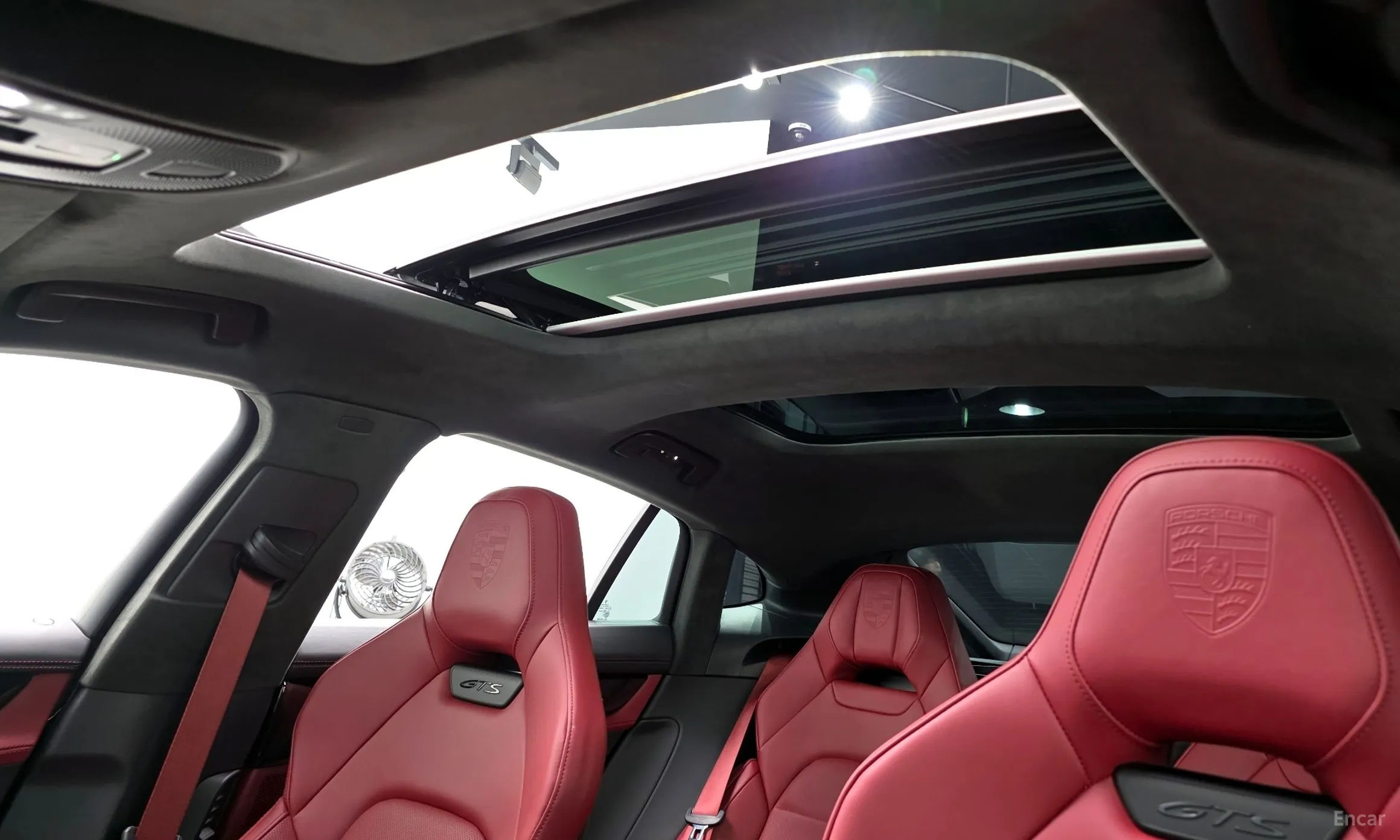 Porsche Panamera (976) превью 18