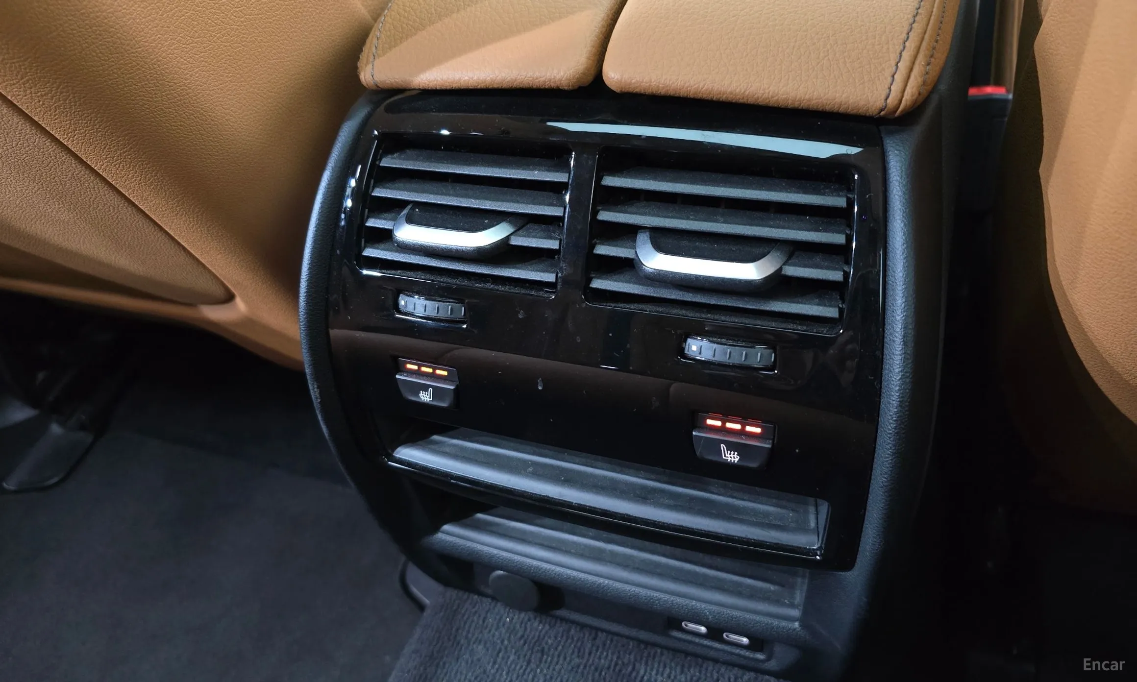BMW 5 Series (G30) превью 18
