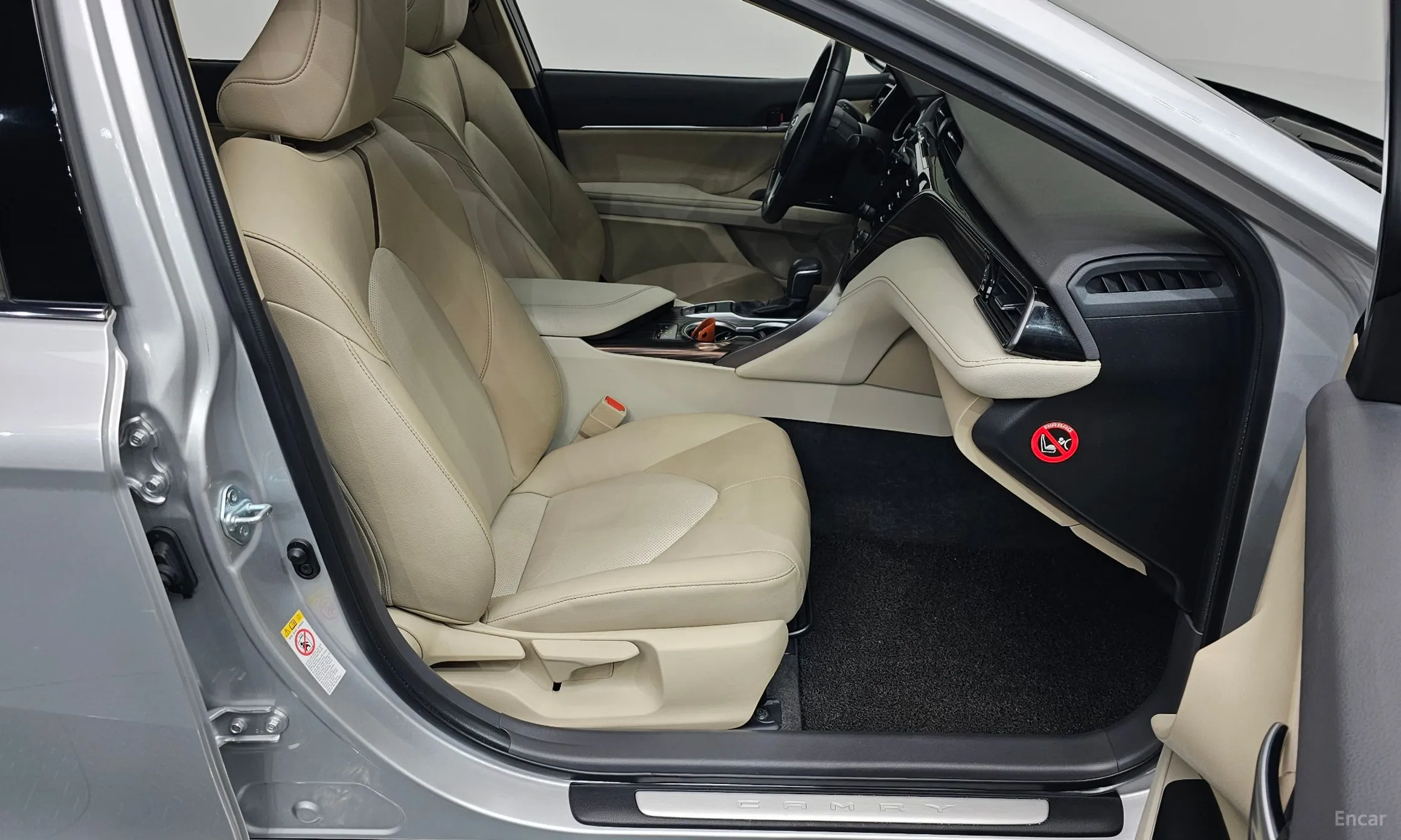 Toyota Camry (XV70) превью 10