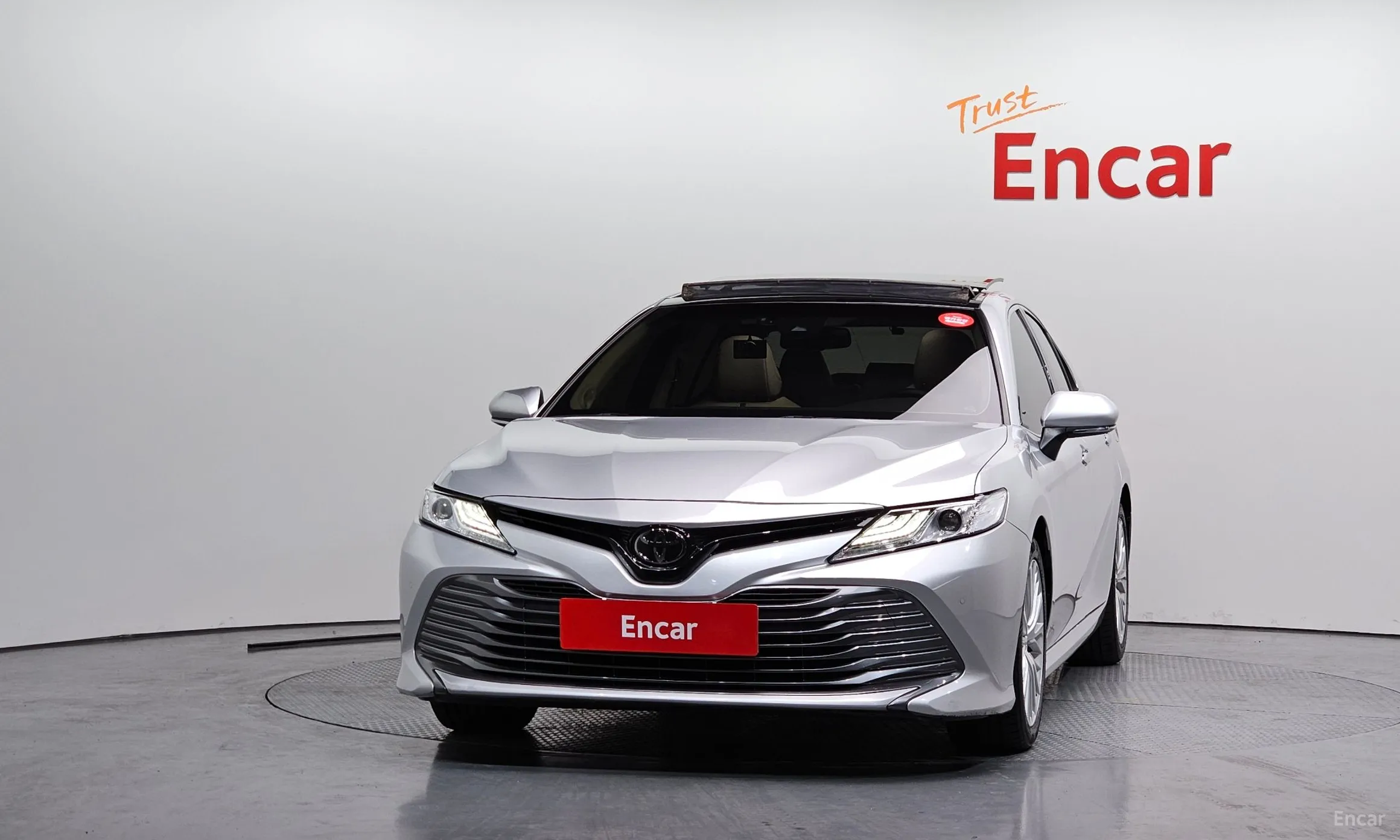 Toyota Camry (XV70) превью 3