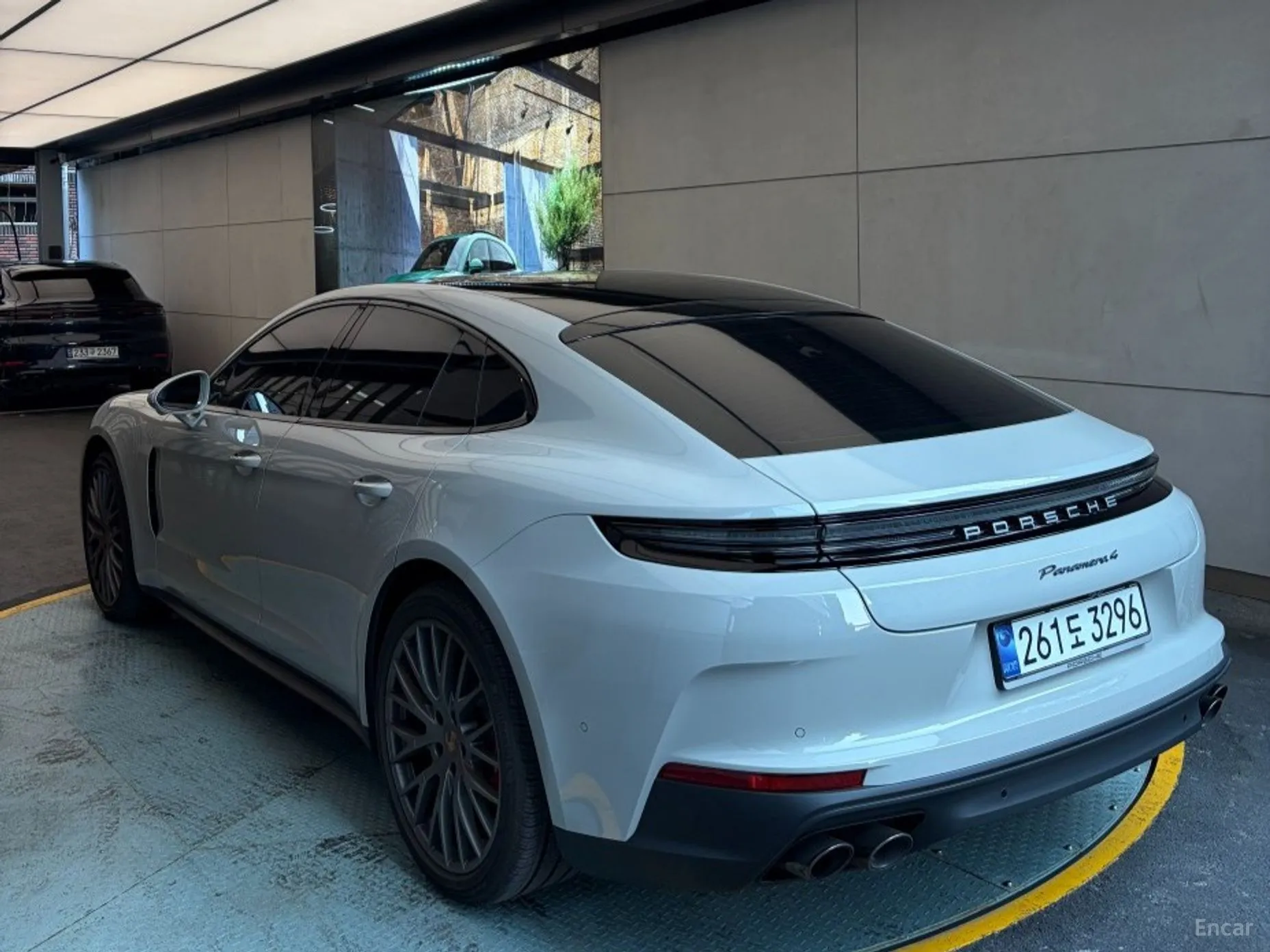 Porsche Panamera (976) превью 2