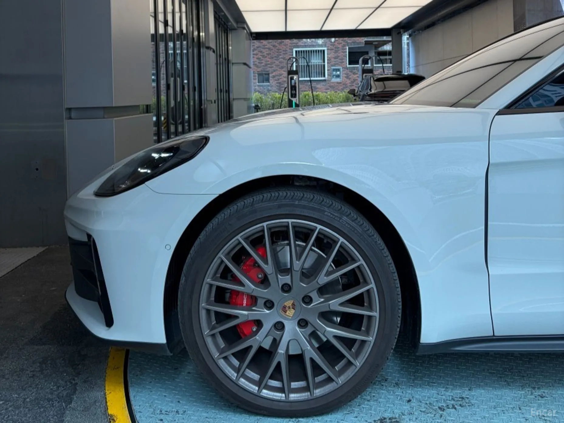 Porsche Panamera (976) превью 5