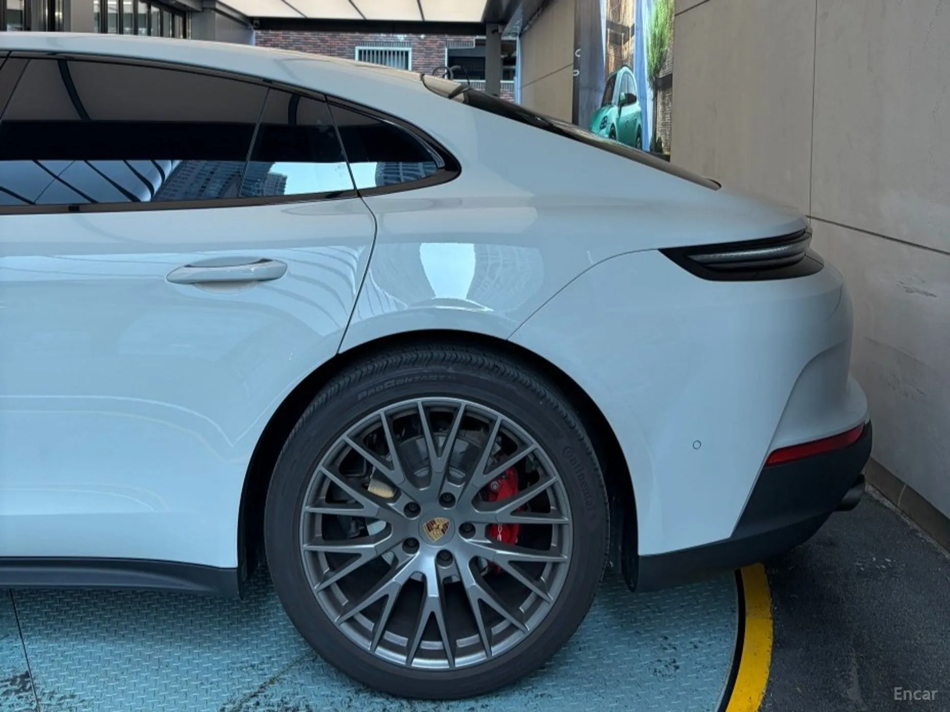 Porsche Panamera (976) превью 6