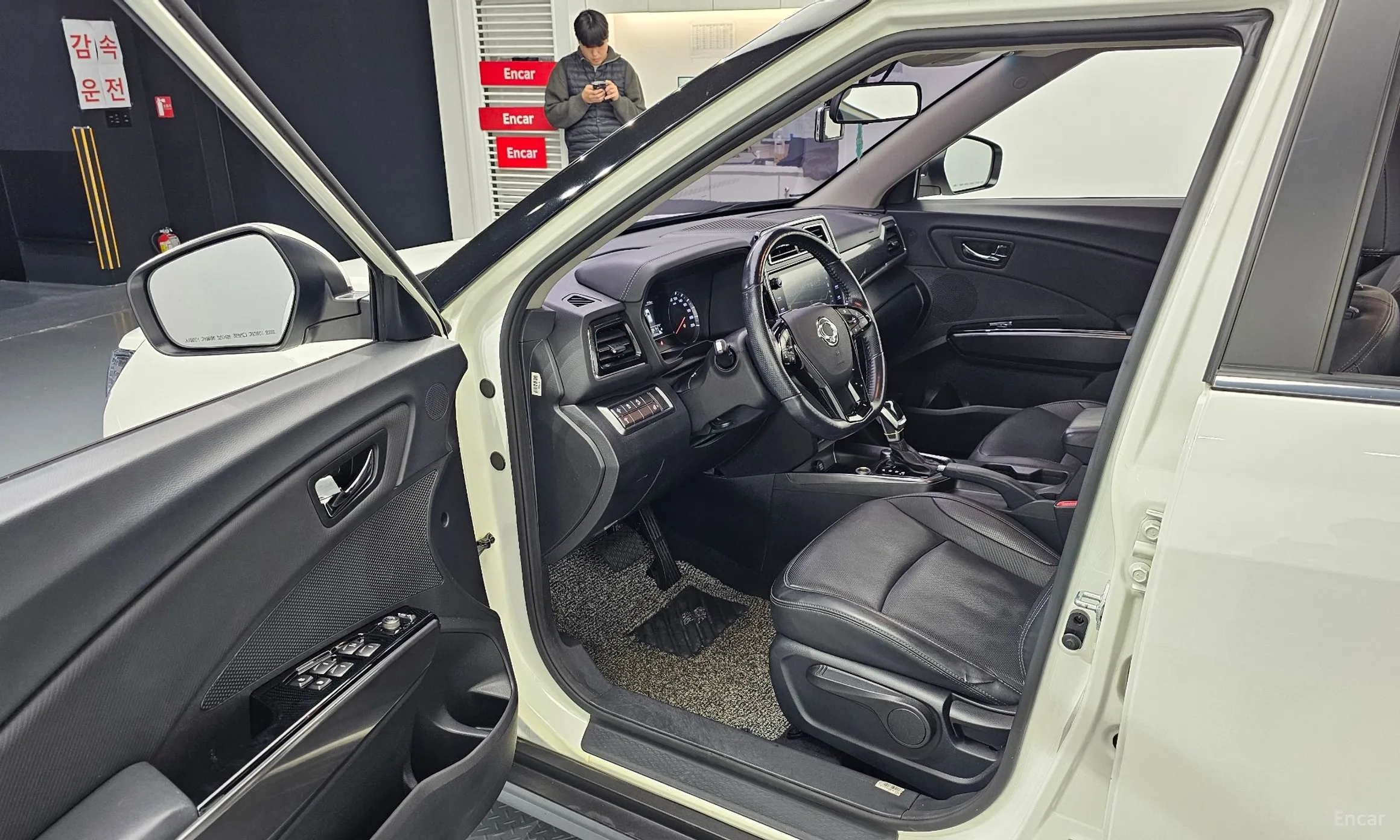 KG Mobility (SsangYong) Berry New Tivoli превью 11
