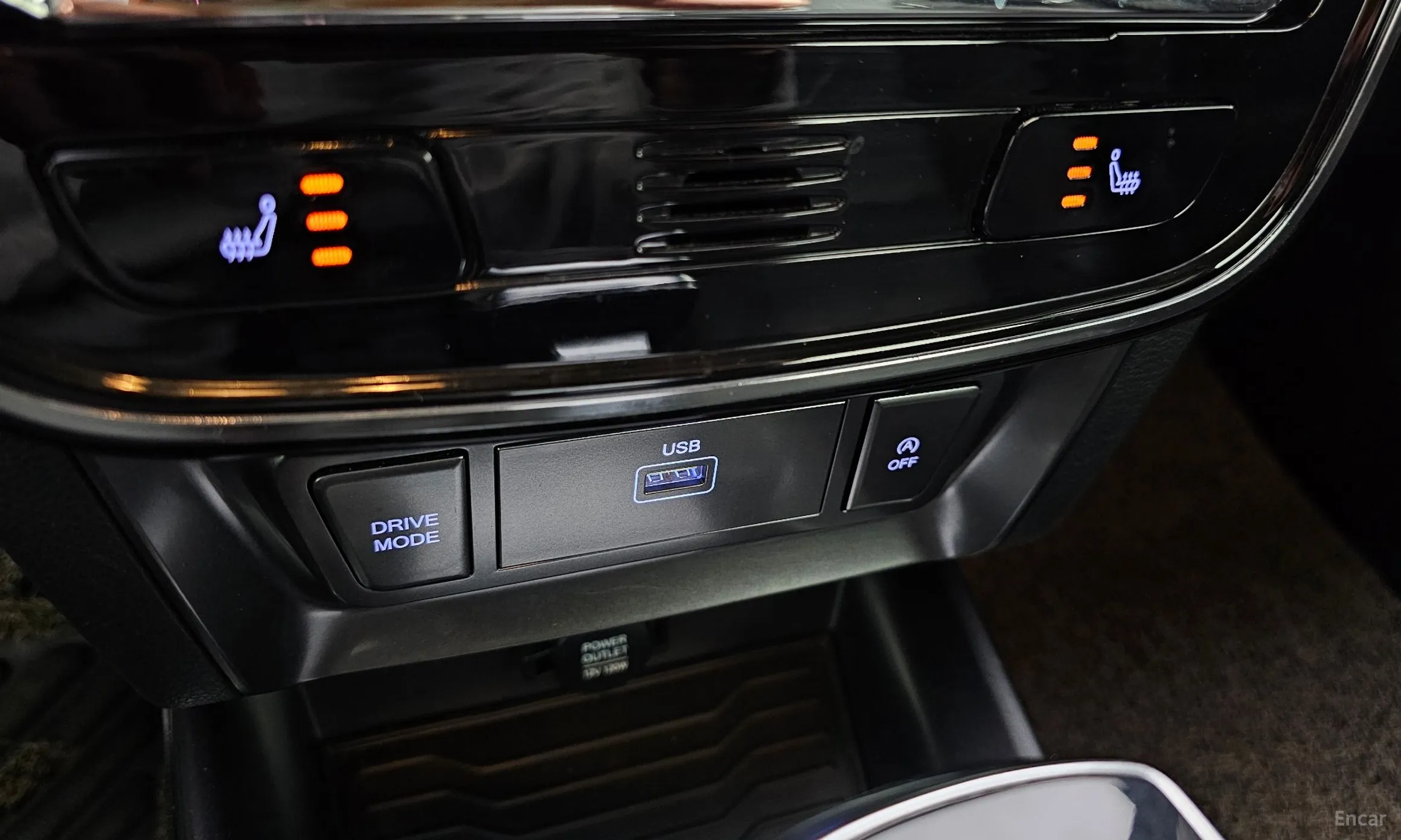 KG Mobility (SsangYong) Berry New Tivoli превью 17