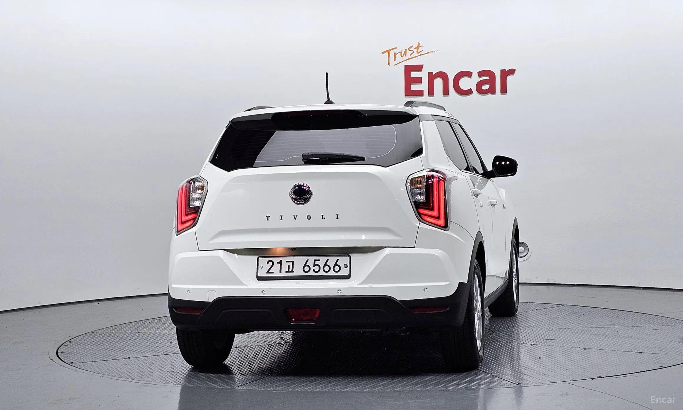 KG Mobility (SsangYong) Berry New Tivoli превью 4