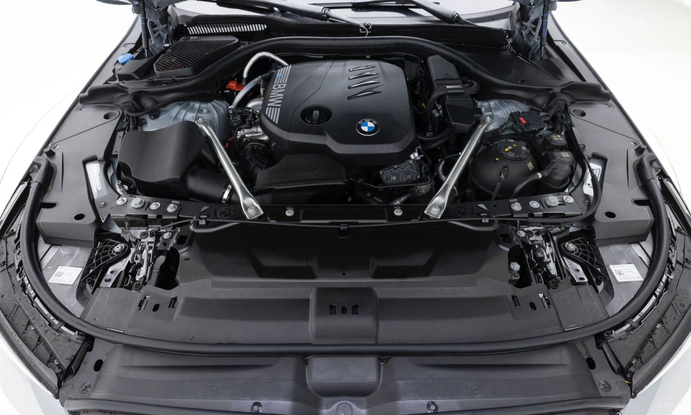 BMW 5 Series (G60) превью 6
