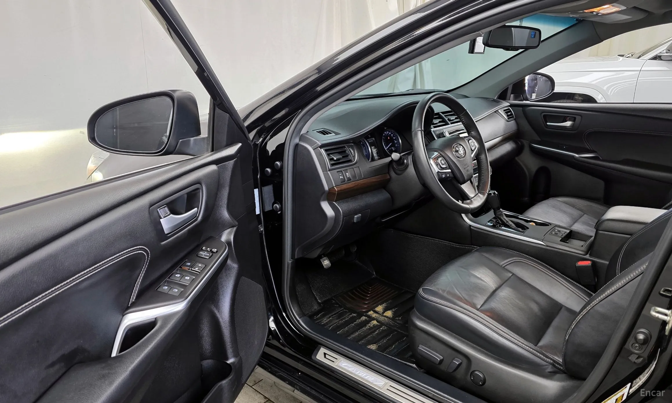 Toyota New Camry превью 10