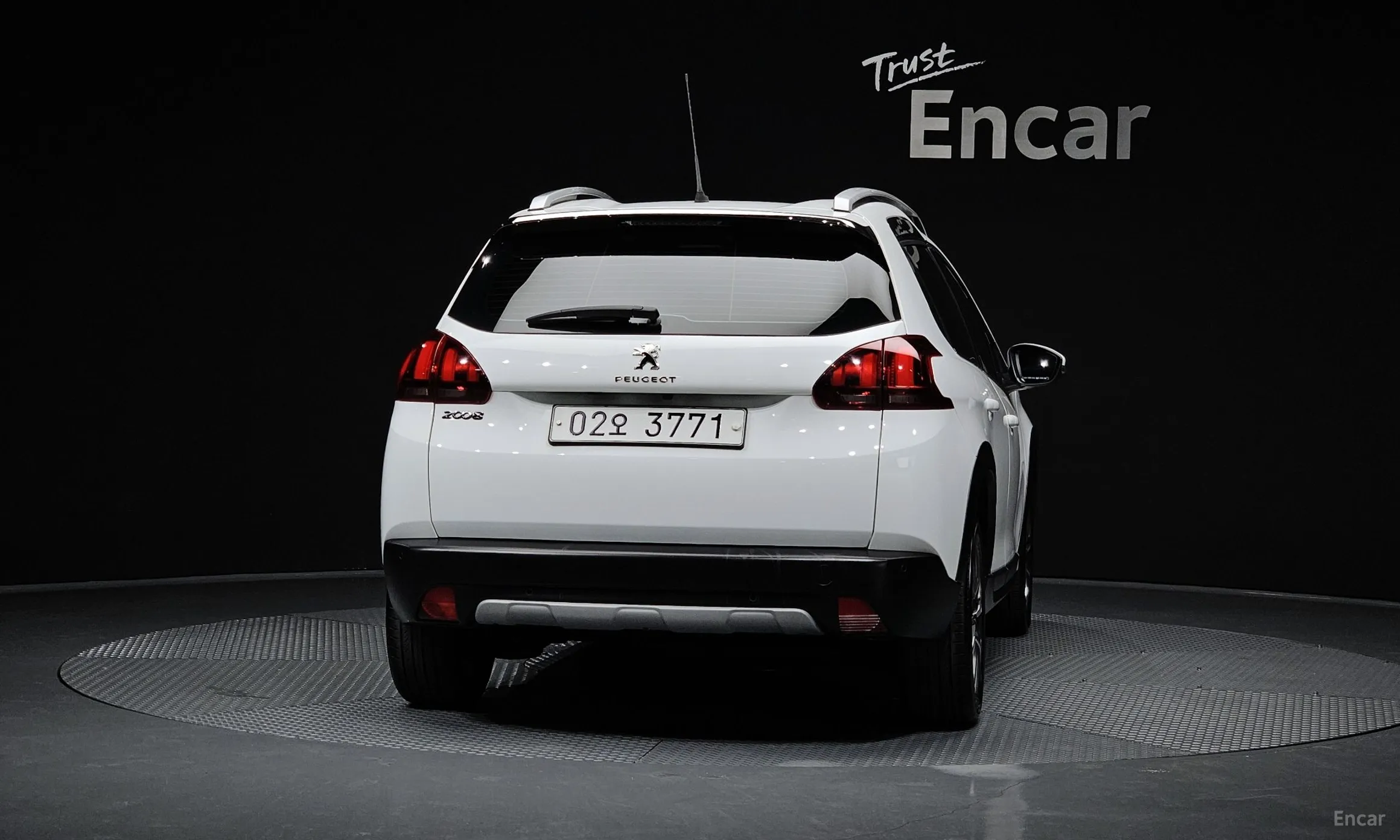 Peugeot 2008. превью 4