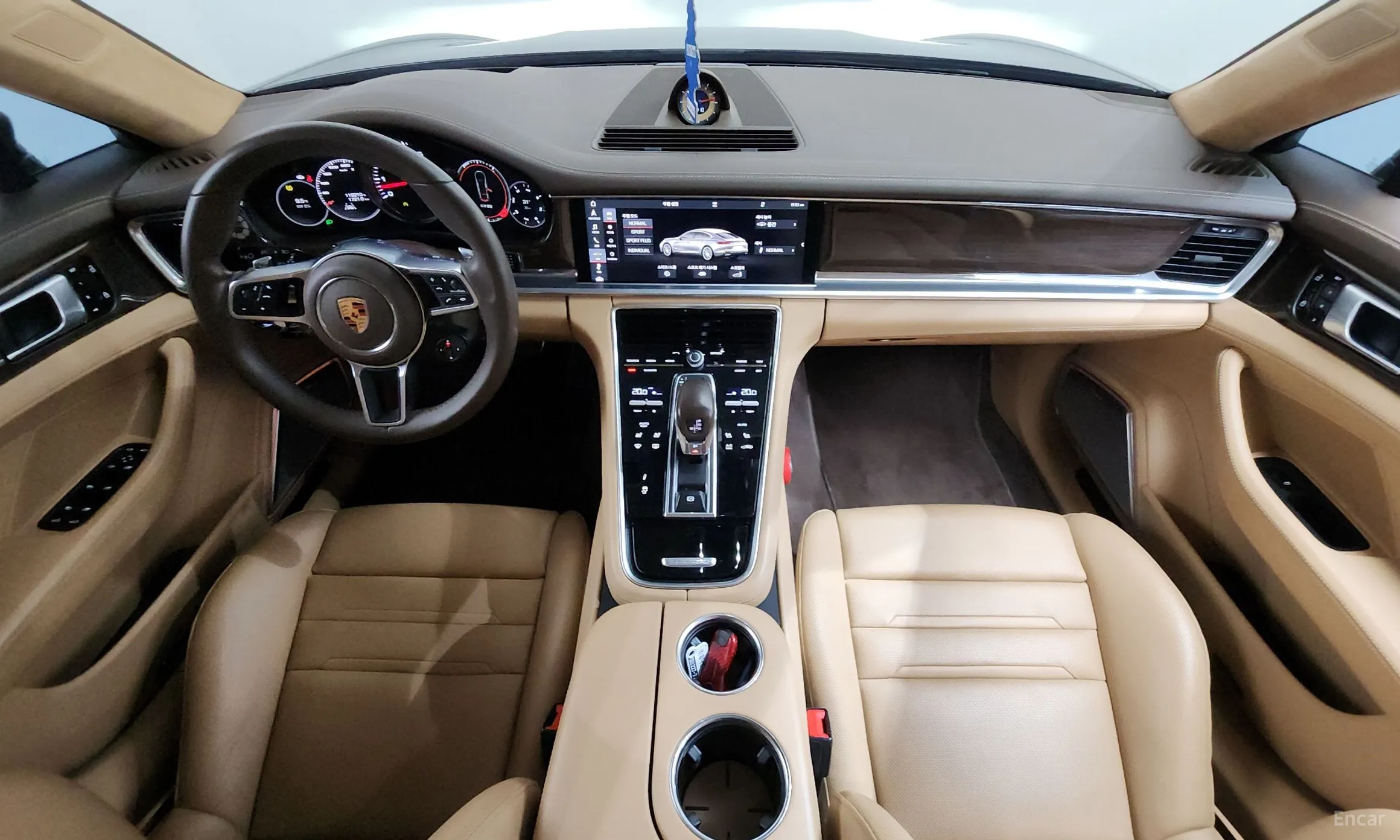 Porsche Panamera (971) превью 7