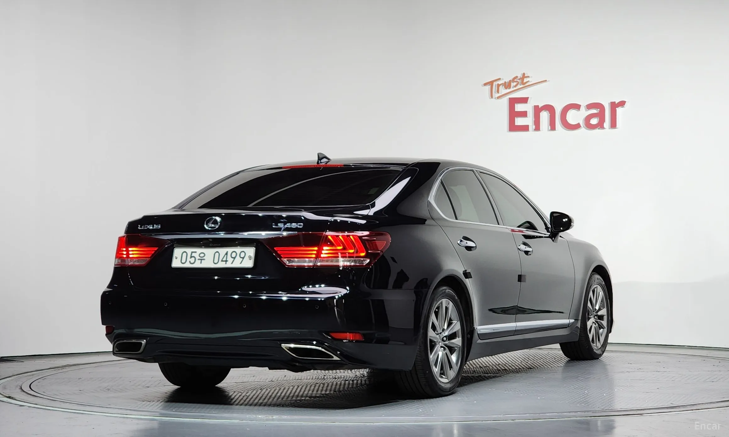 Lexus LS460