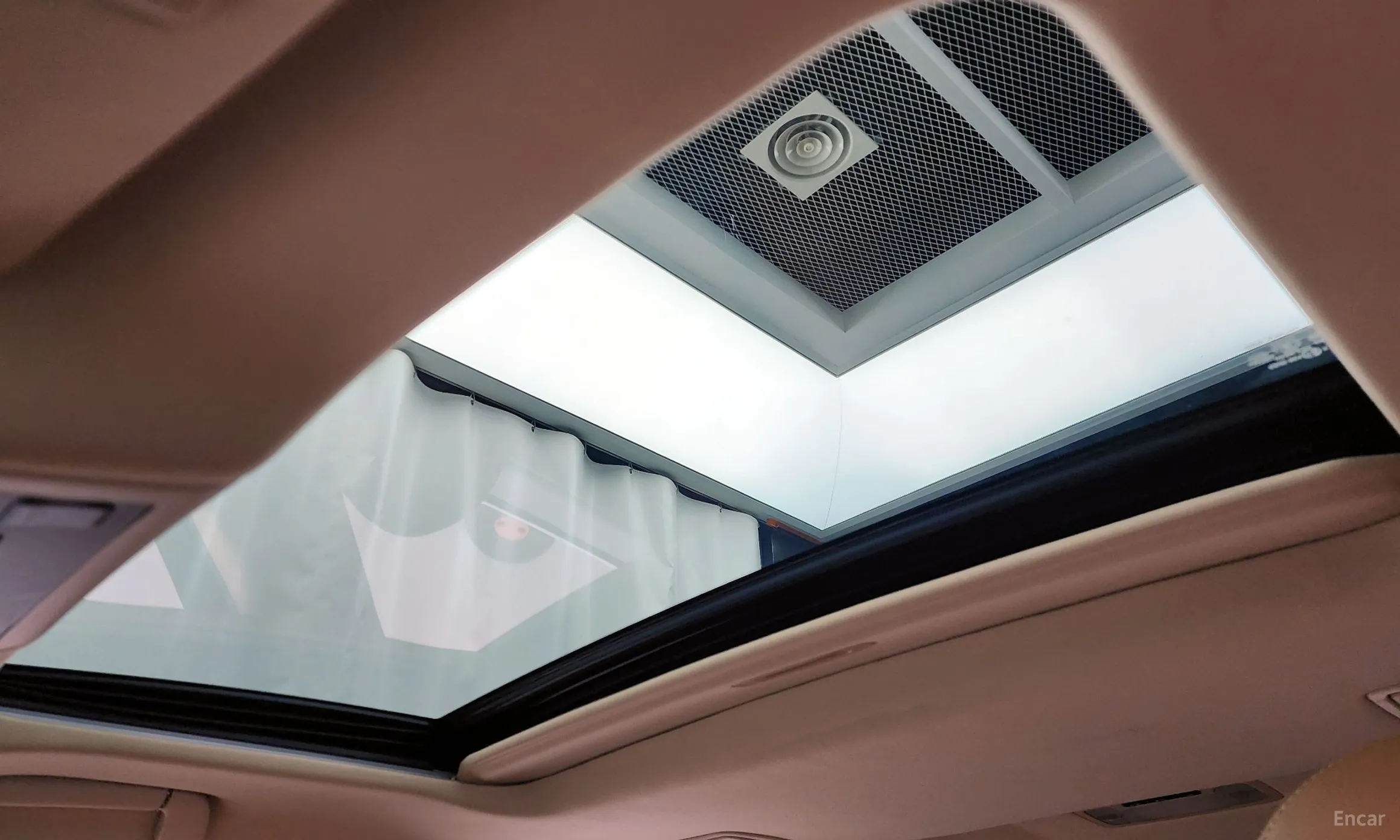 Lexus LS460 превью 18