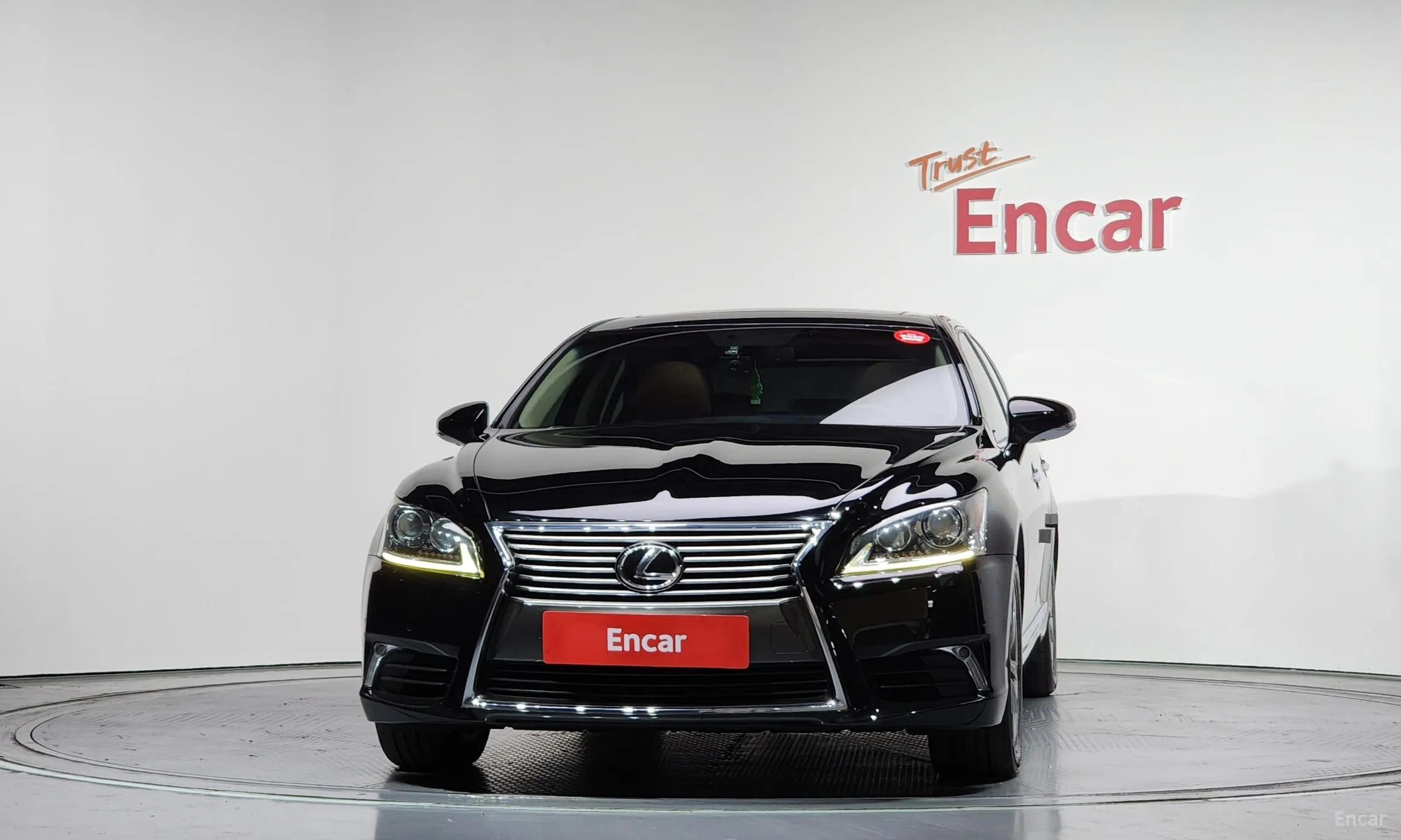 Lexus LS460 превью 3