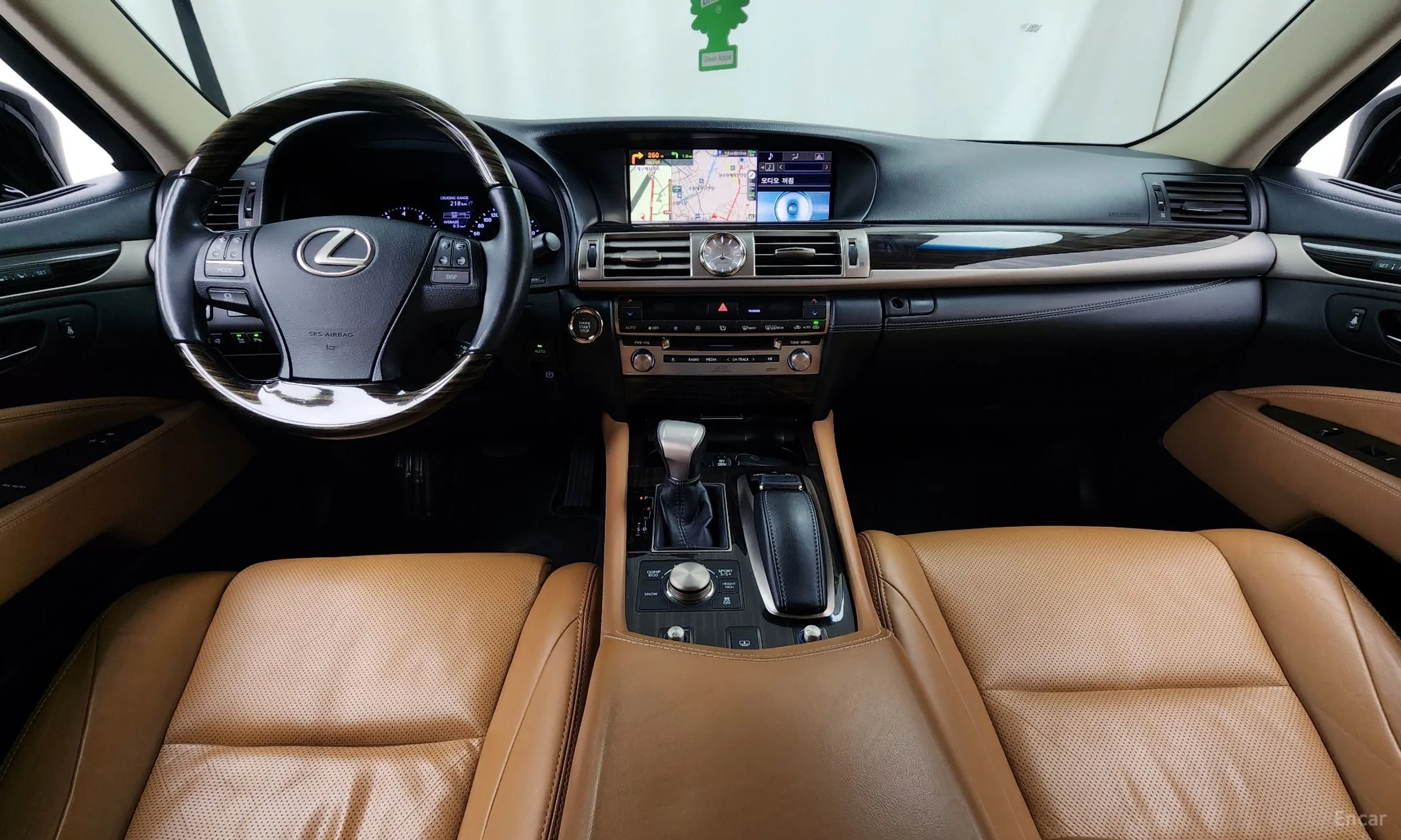 Lexus LS460 превью 7