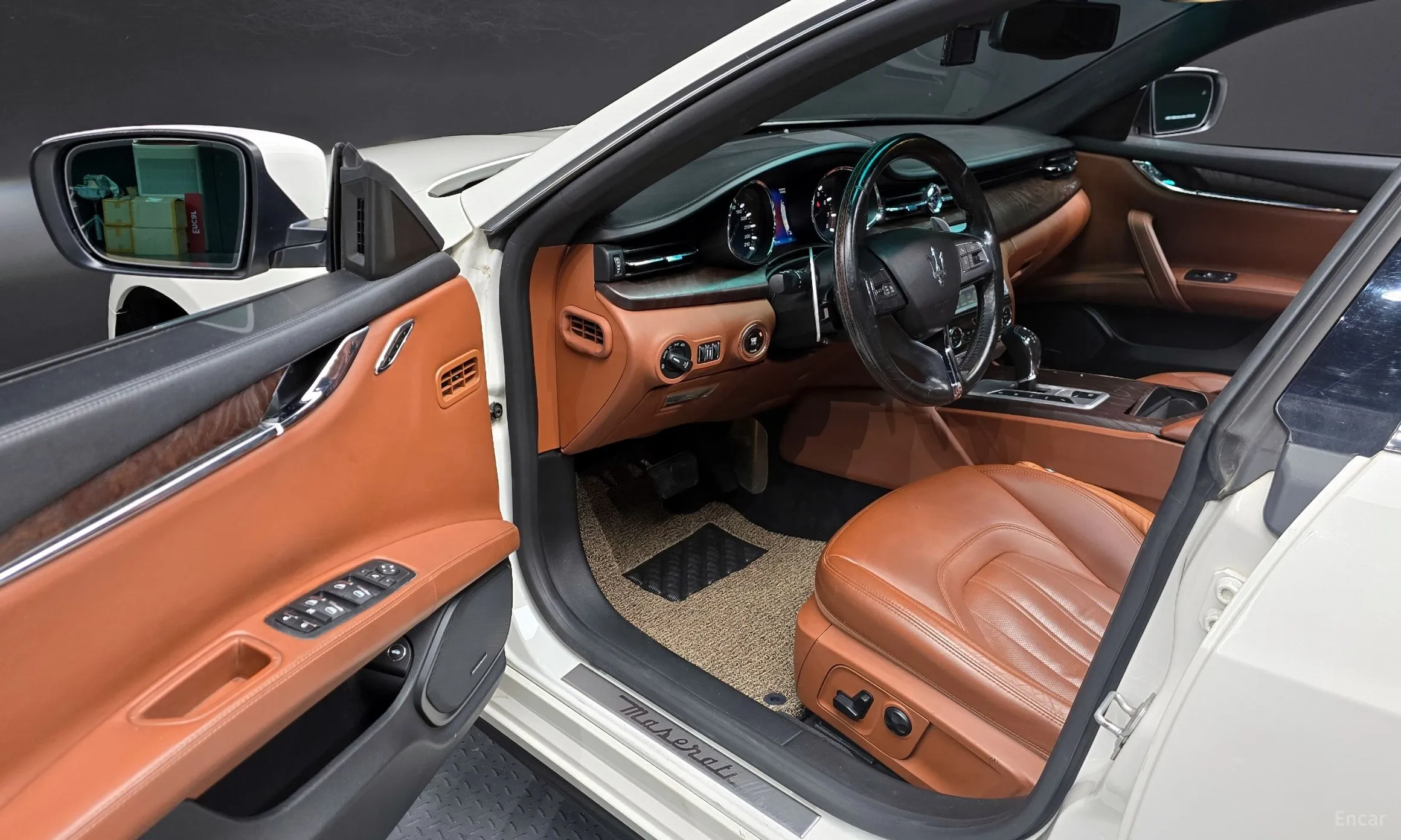 Maserati Quattroporte превью 11