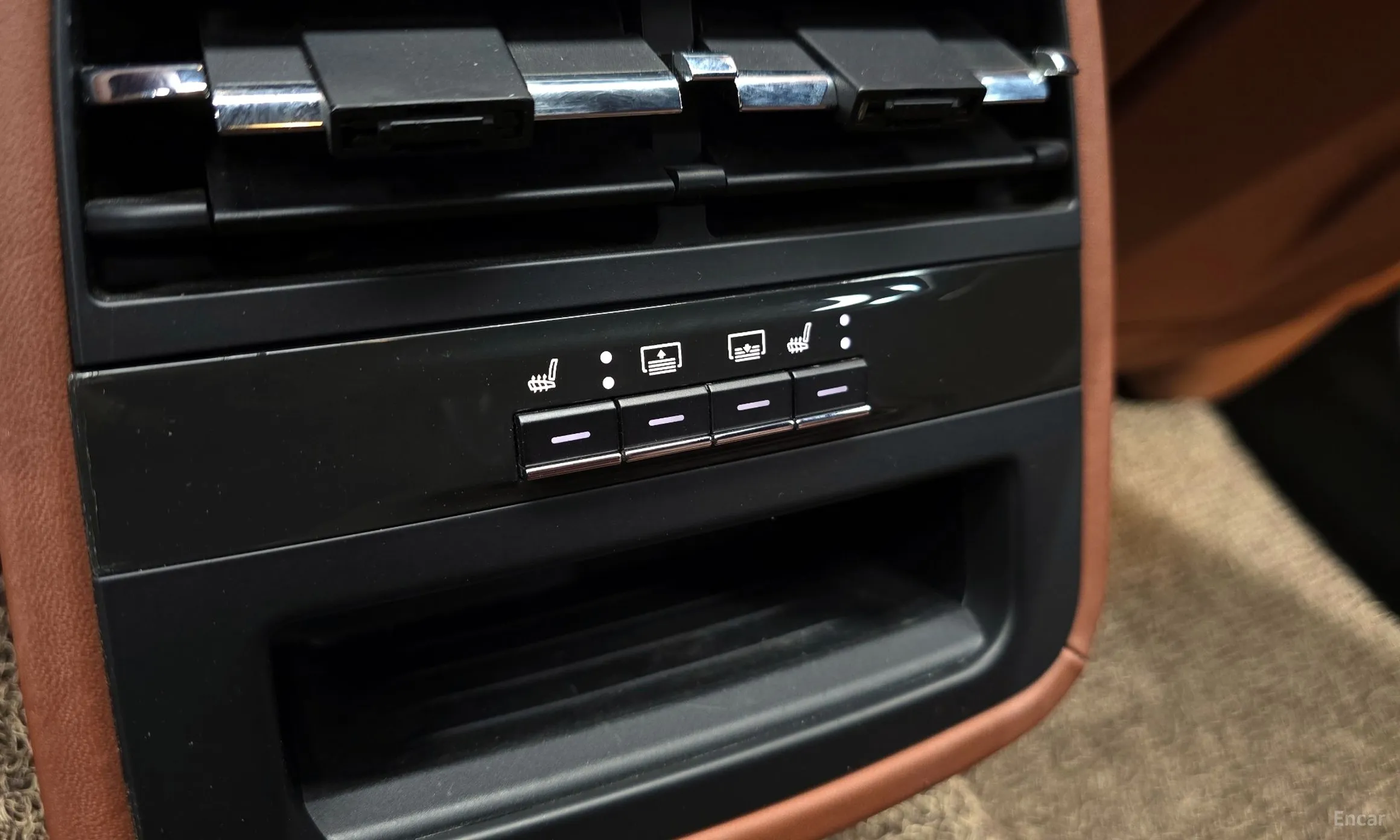 Maserati Quattroporte превью 18