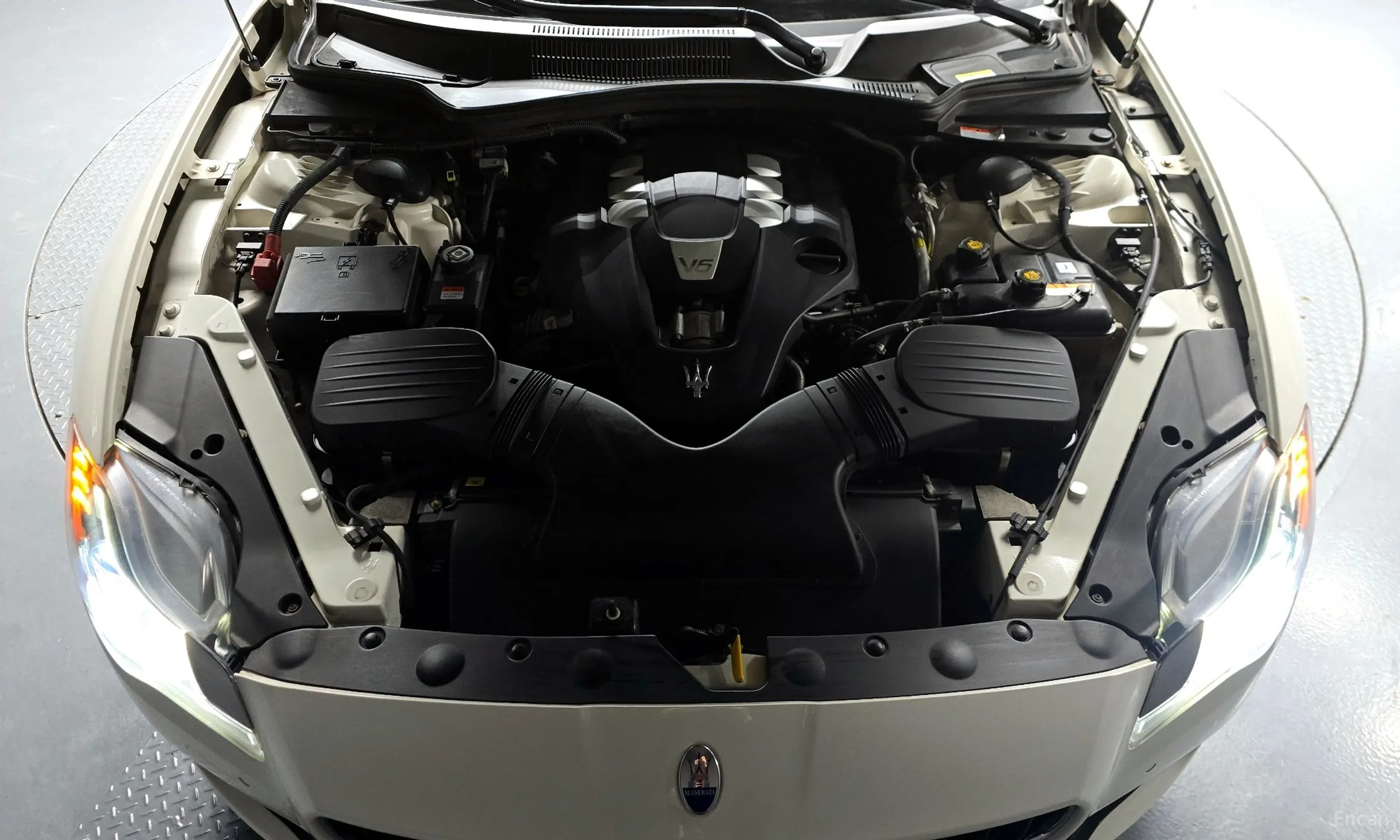Maserati Quattroporte превью 6
