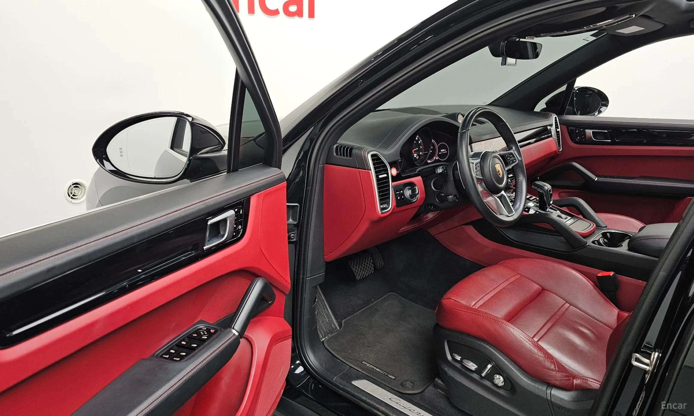 Porsche Cayenne (PO536) превью 10