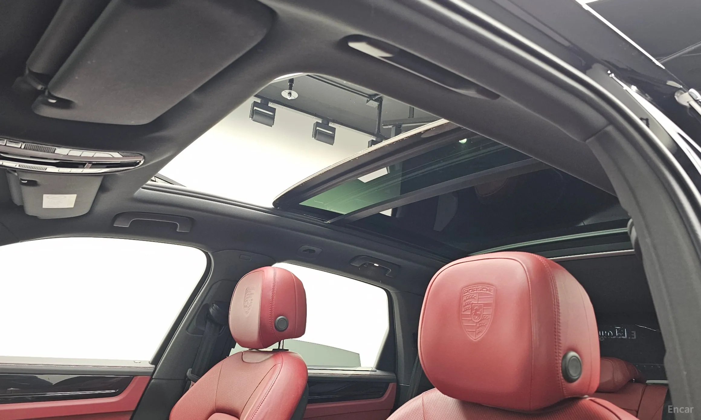 Porsche Cayenne (PO536) превью 20