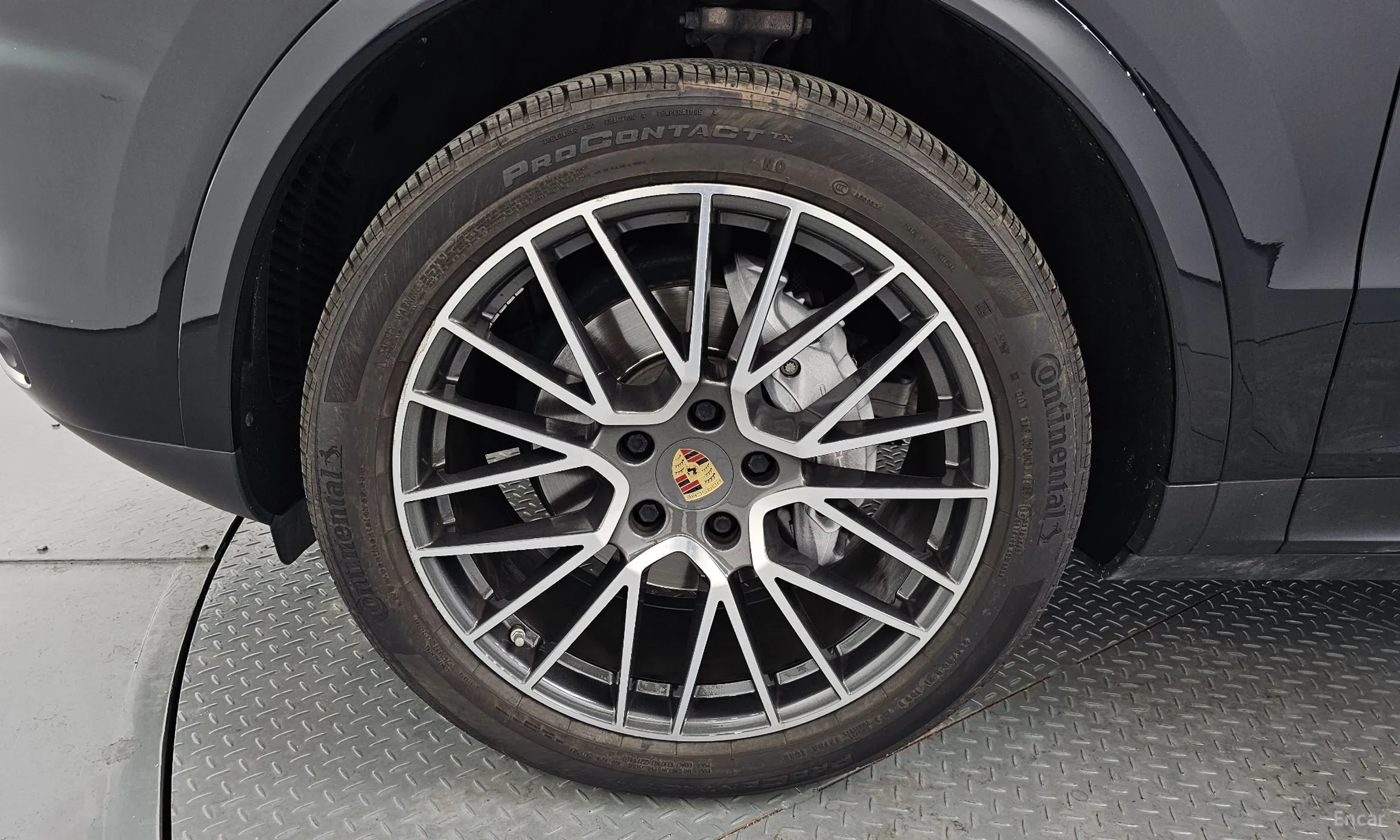 Porsche Cayenne (PO536) превью 5