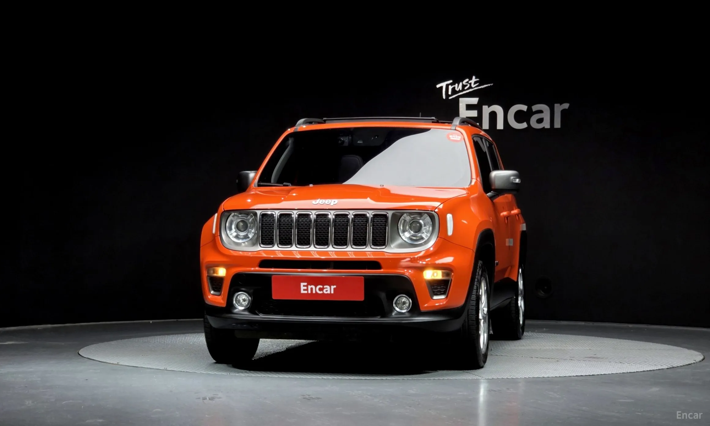 Jeep Renegade превью 3