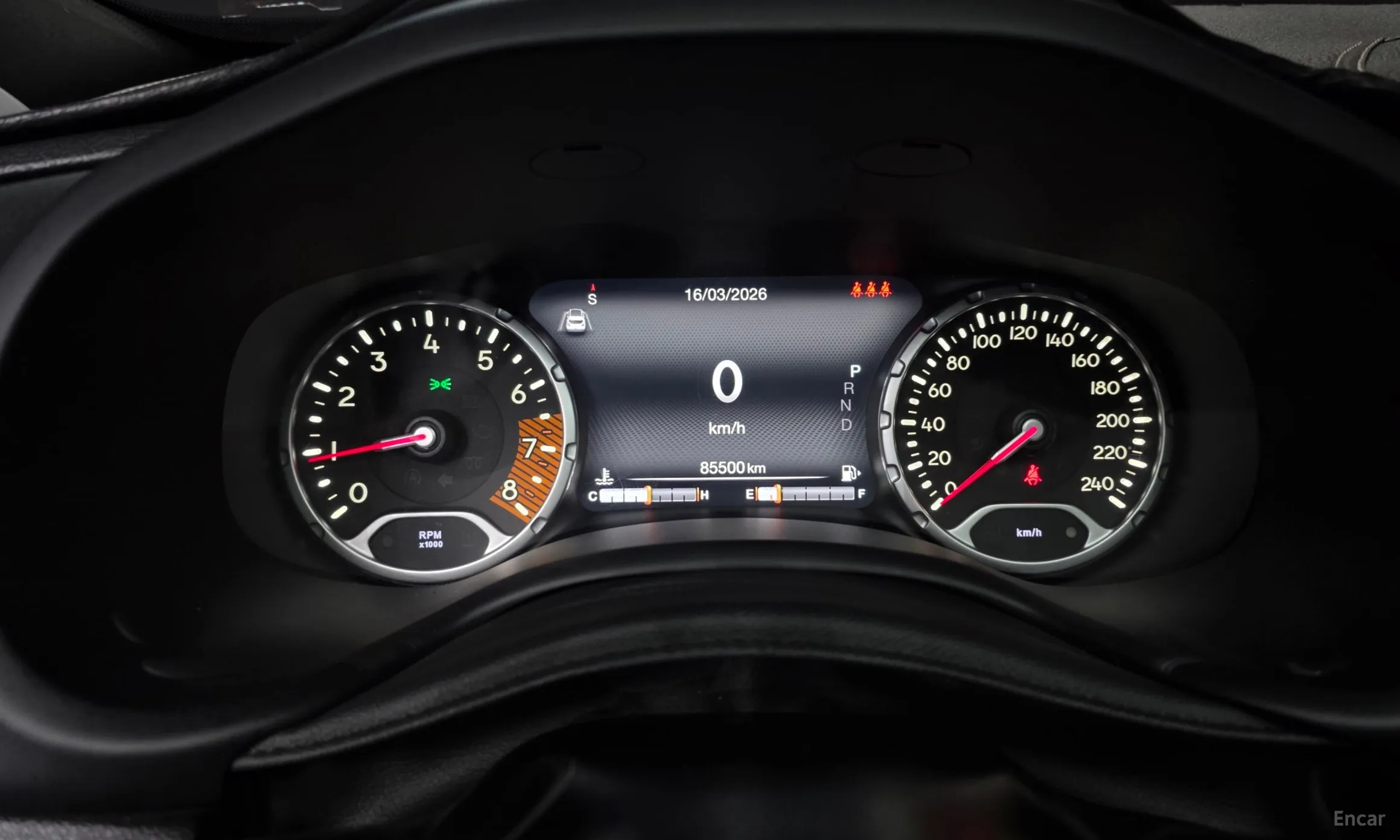 Jeep Renegade превью 8