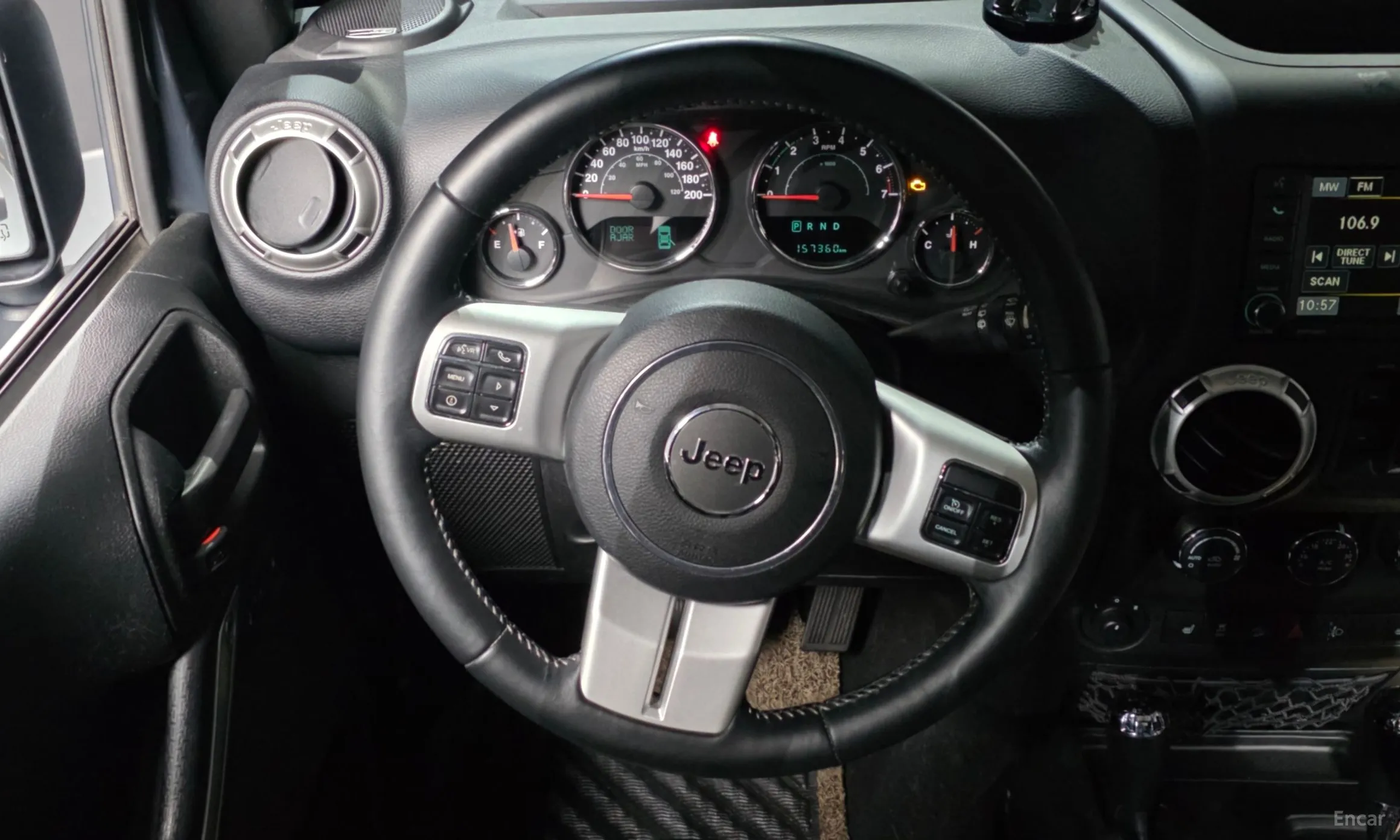 Jeep Wrangler (JK) превью 13
