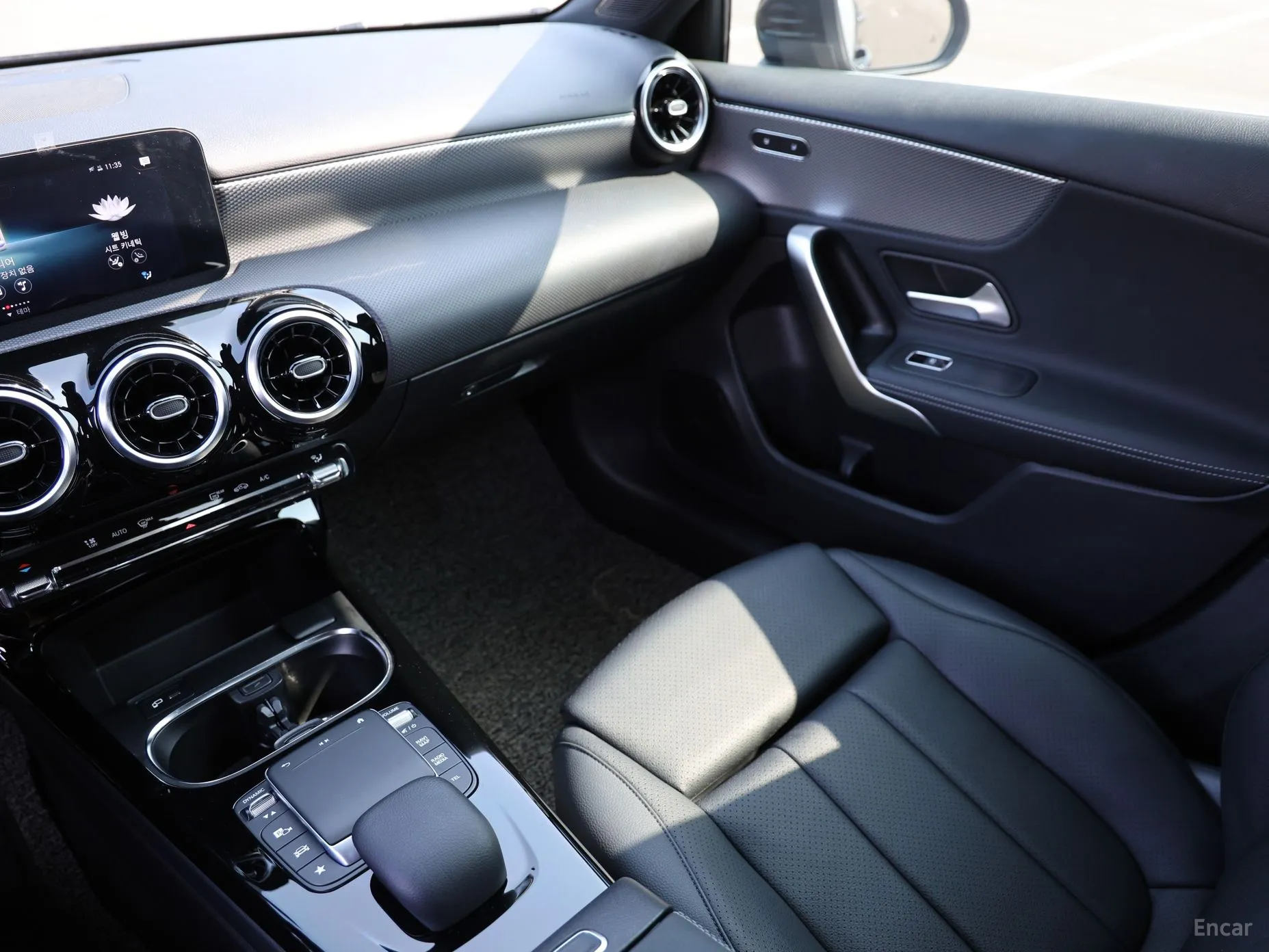 Mercedes Benz A-Class W177 превью 18