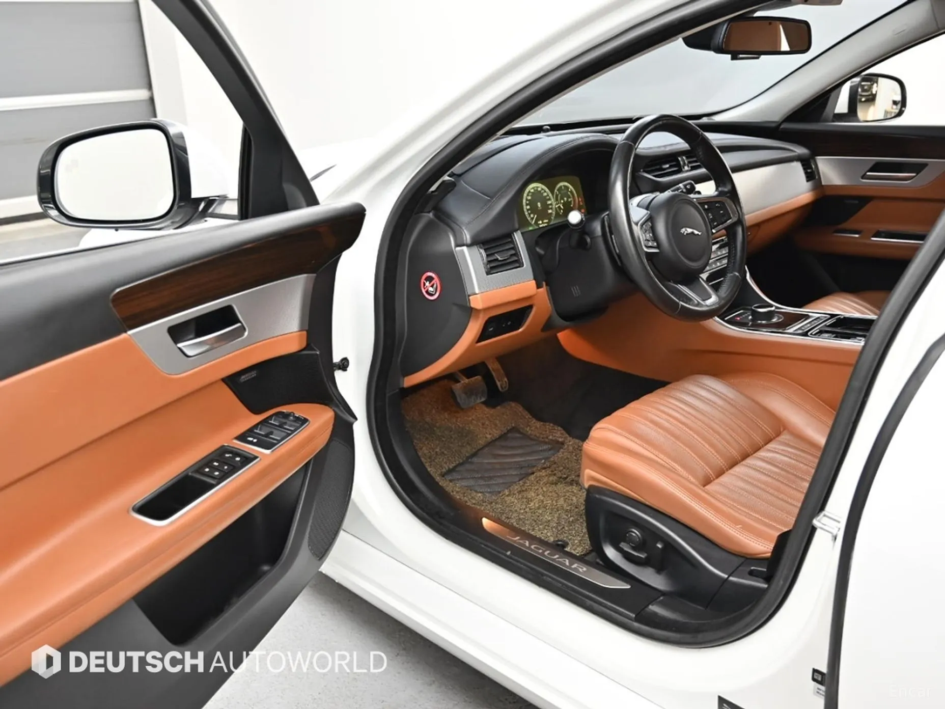 Jaguar XF (x260) превью 11