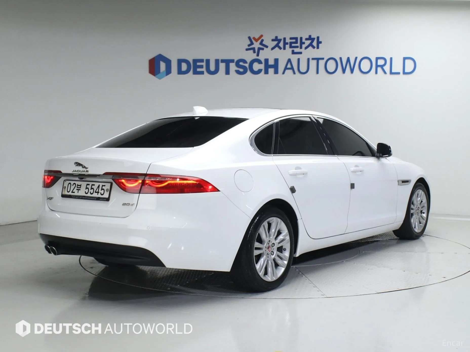 Jaguar XF (x260) превью 2