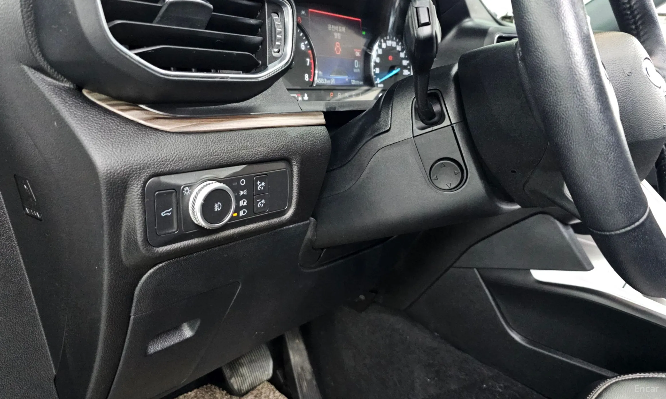 Ford Explorer 6th Generation превью 17