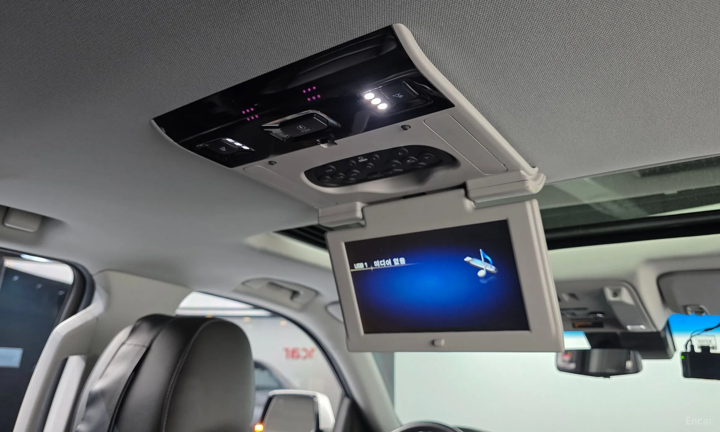 Cadillac Escalade превью 18