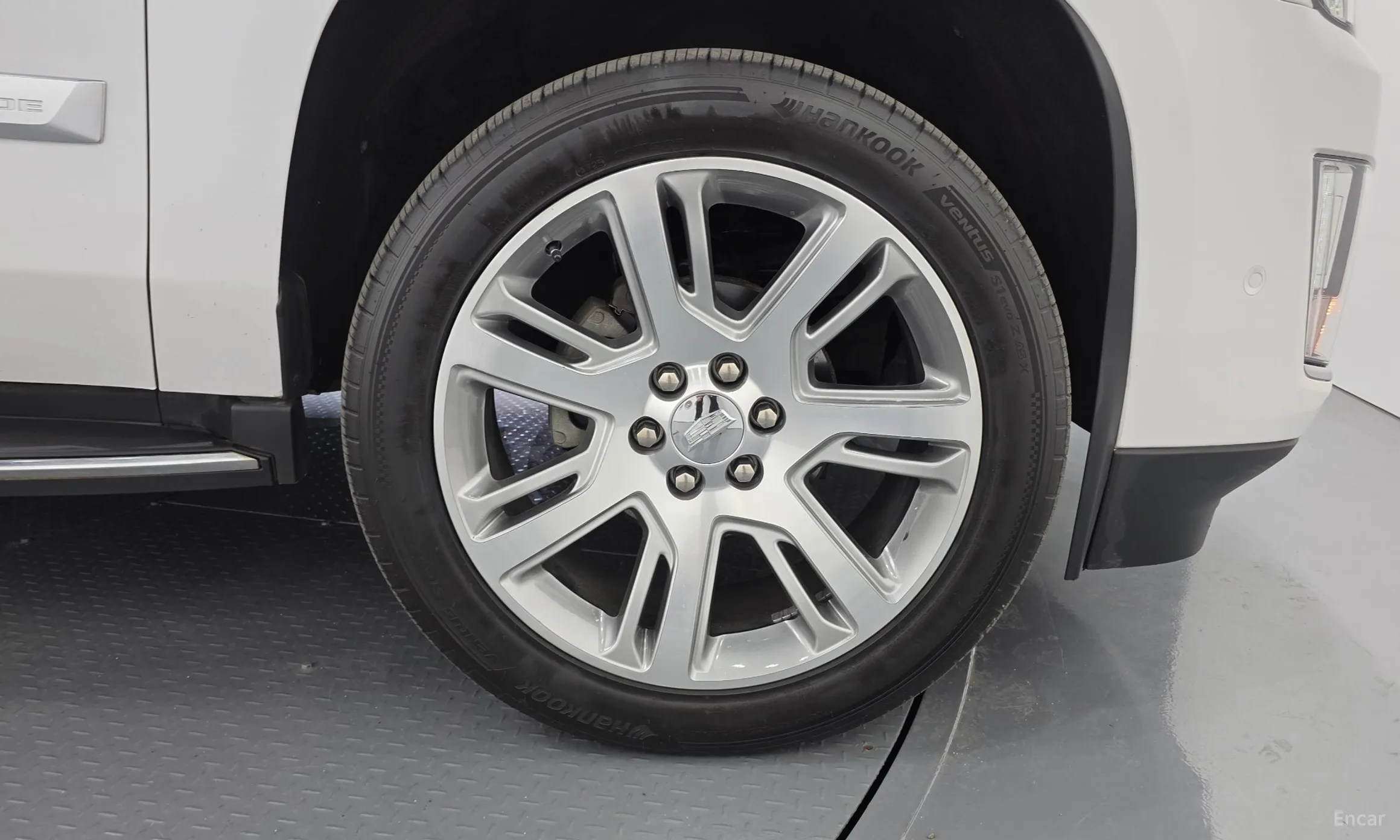 Cadillac Escalade превью 5