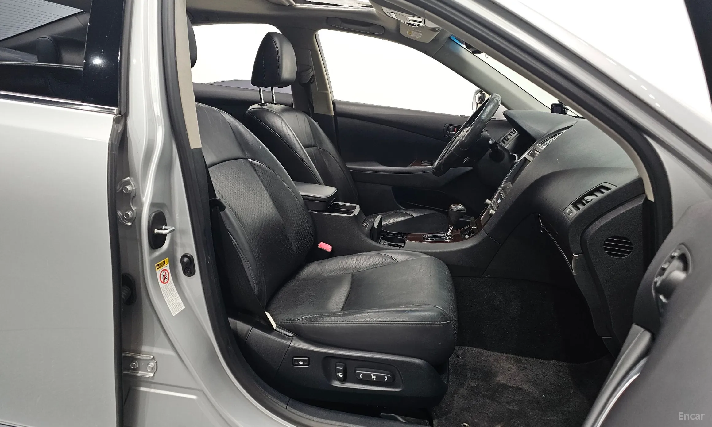 Lexus ES350 превью 10