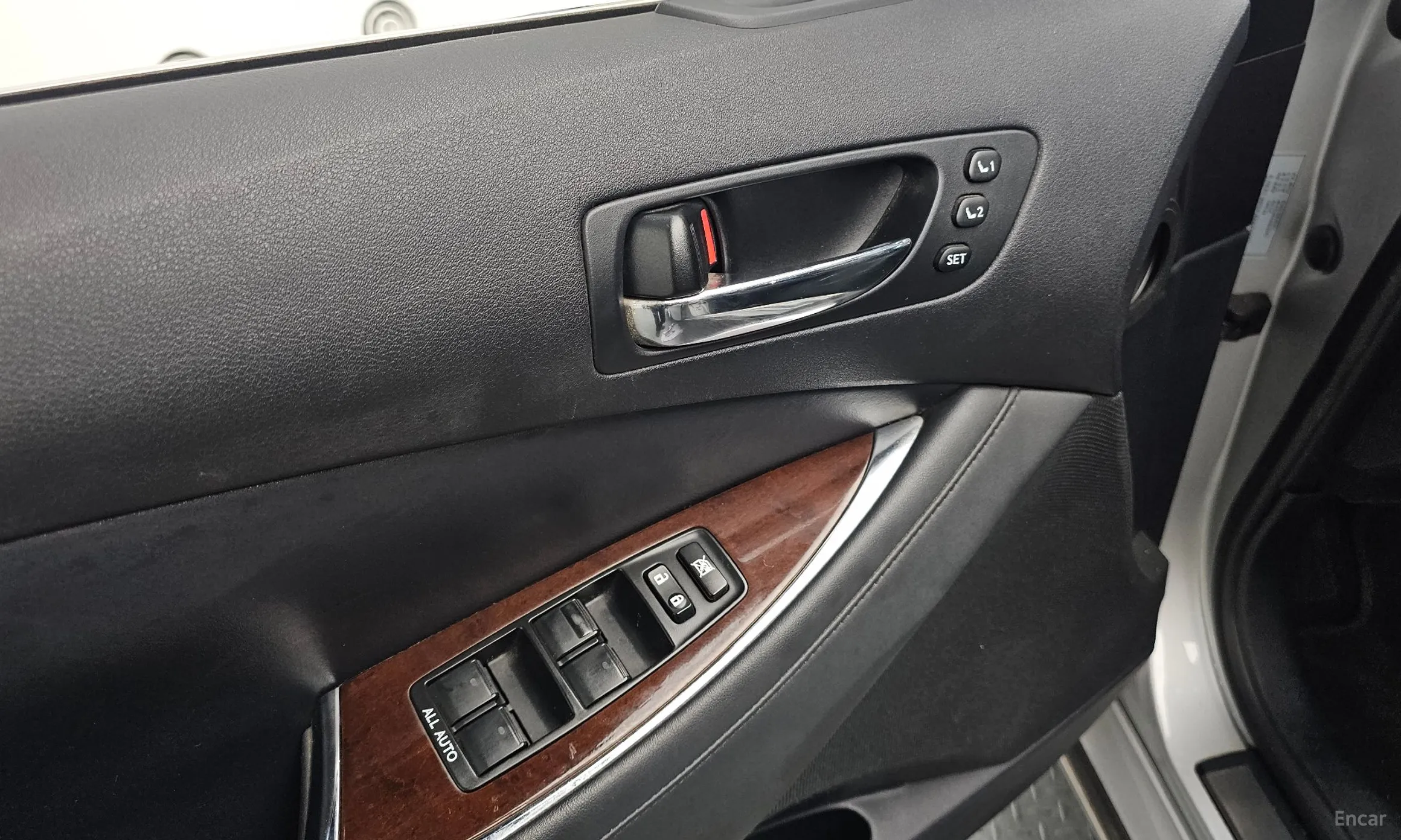 Lexus ES350 превью 16