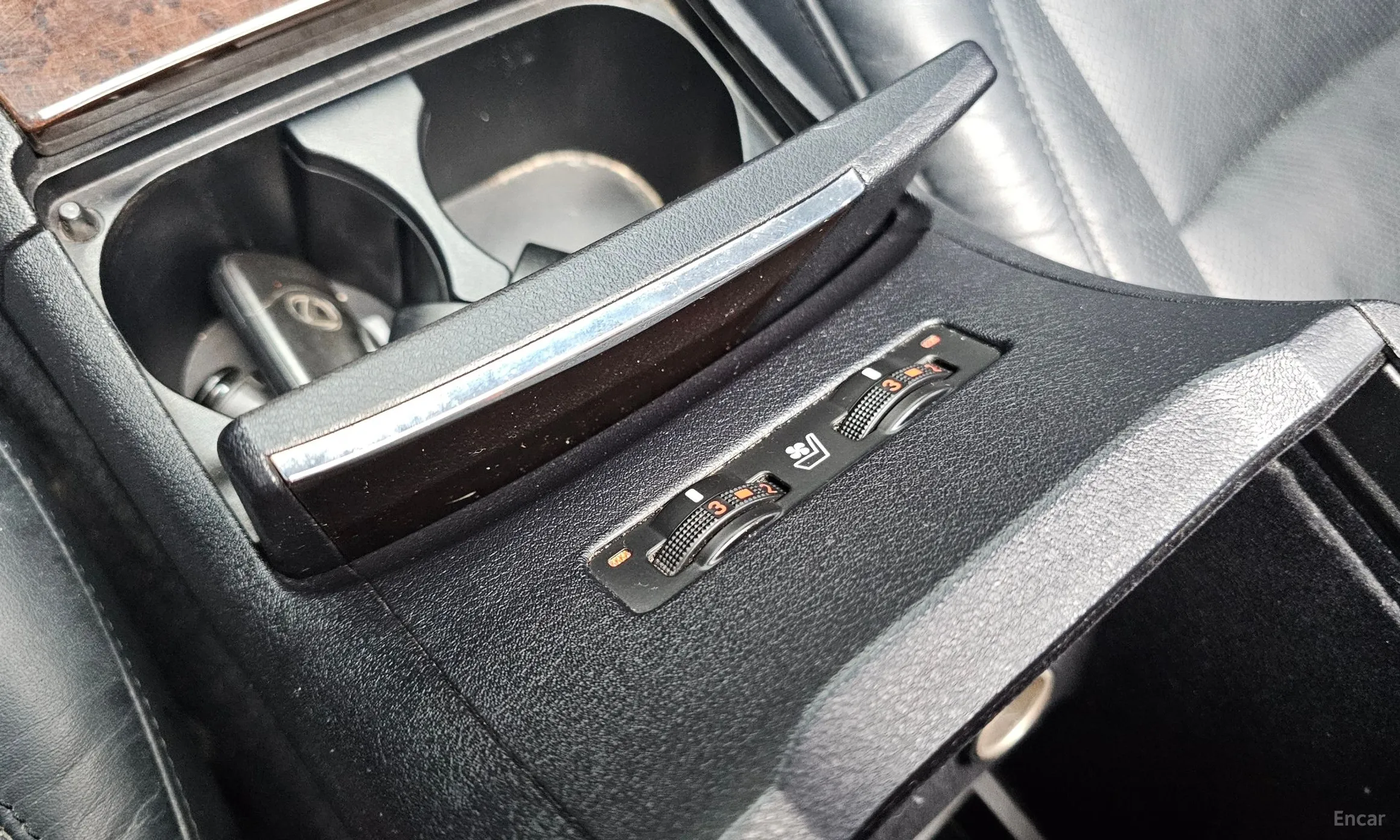 Lexus ES350 превью 18