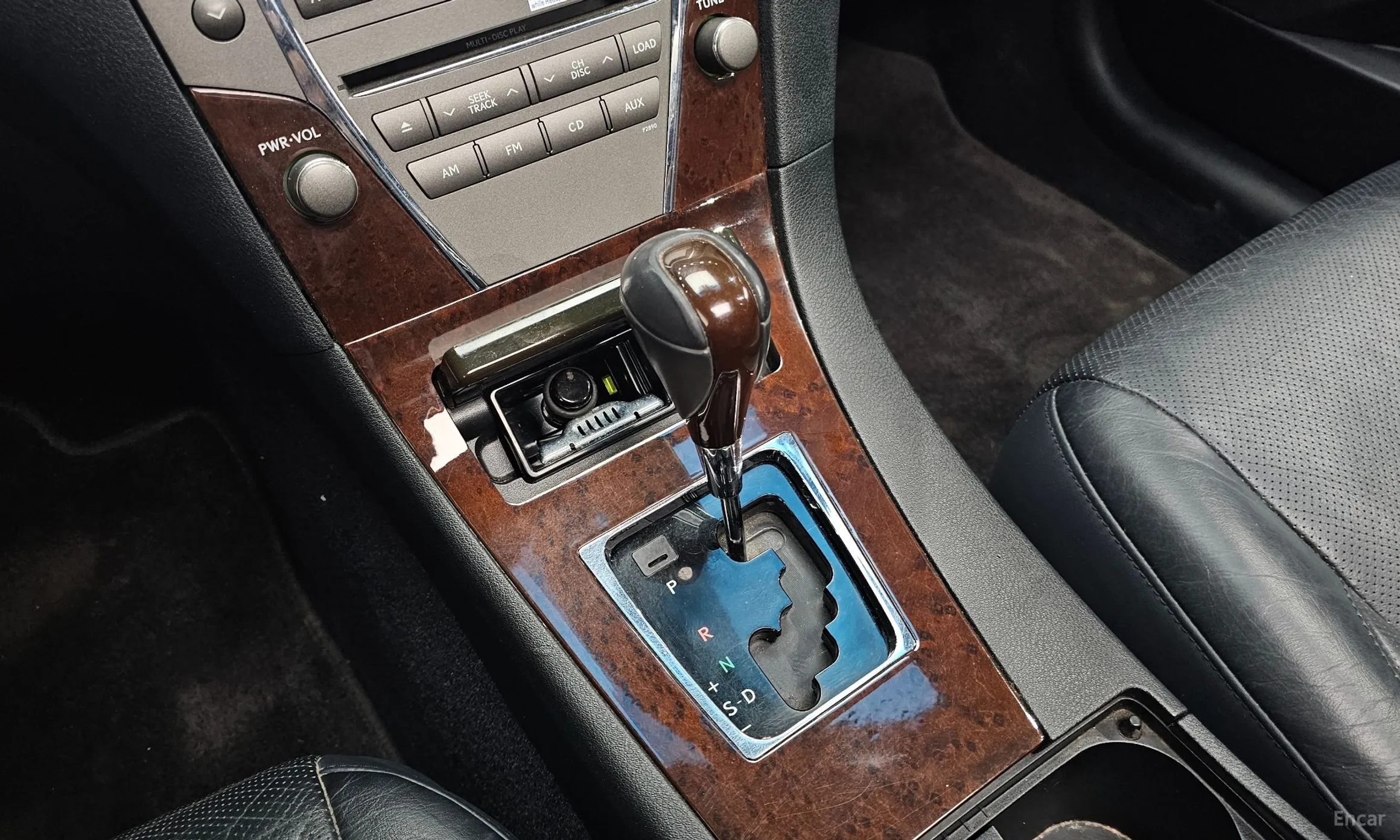 Lexus ES350 превью 9
