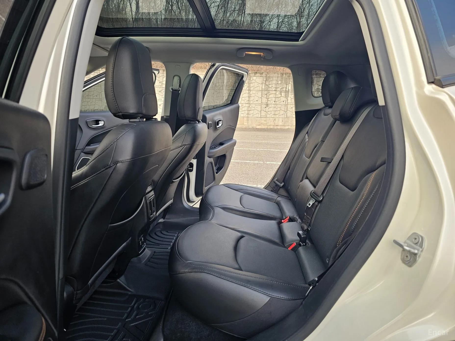 Jeep Compass 2nd Generation превью 10
