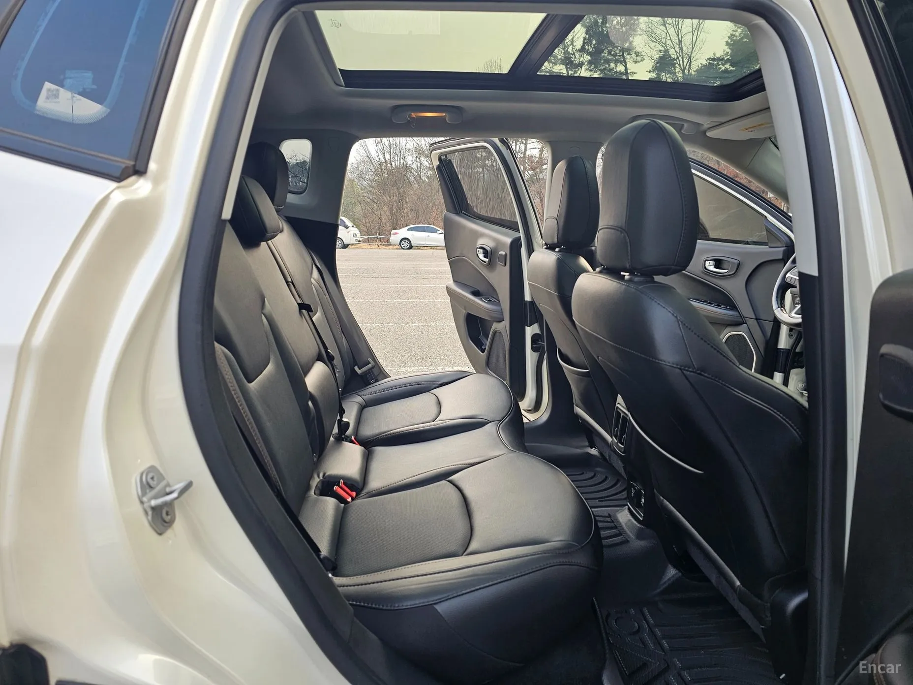 Jeep Compass 2nd Generation превью 12