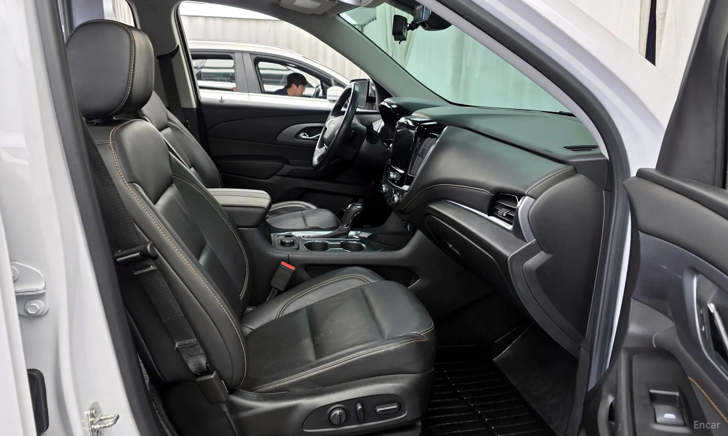Chevrolet (GM Daewoo) Traverse превью 11