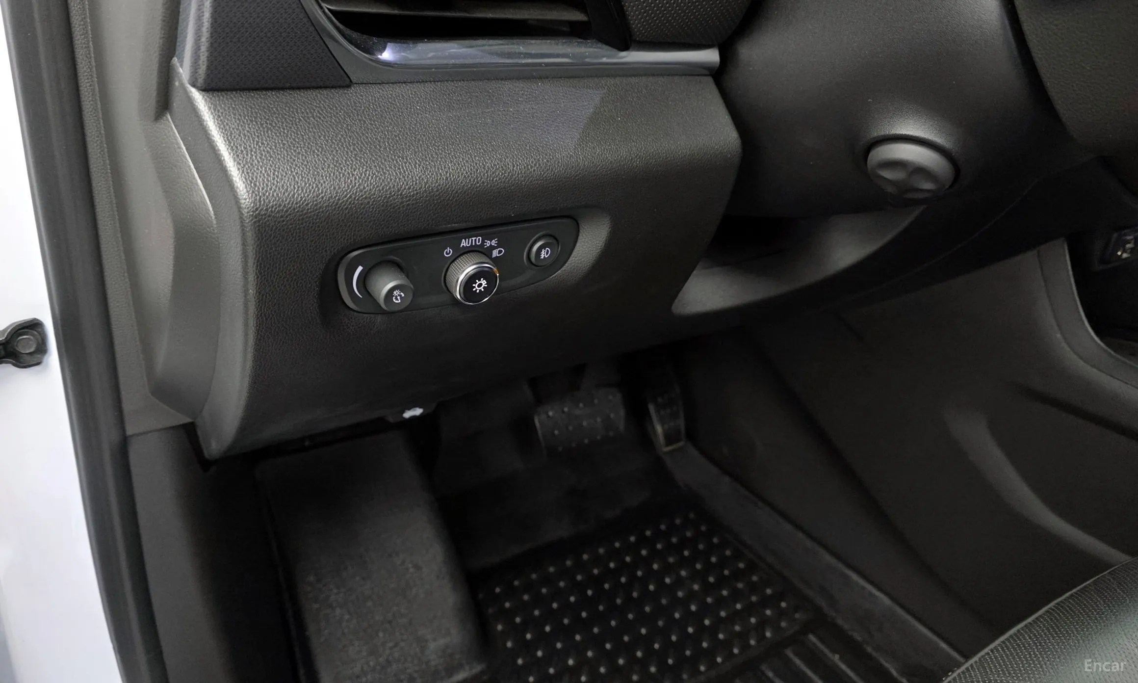 Chevrolet (GM Daewoo) Traverse превью 18