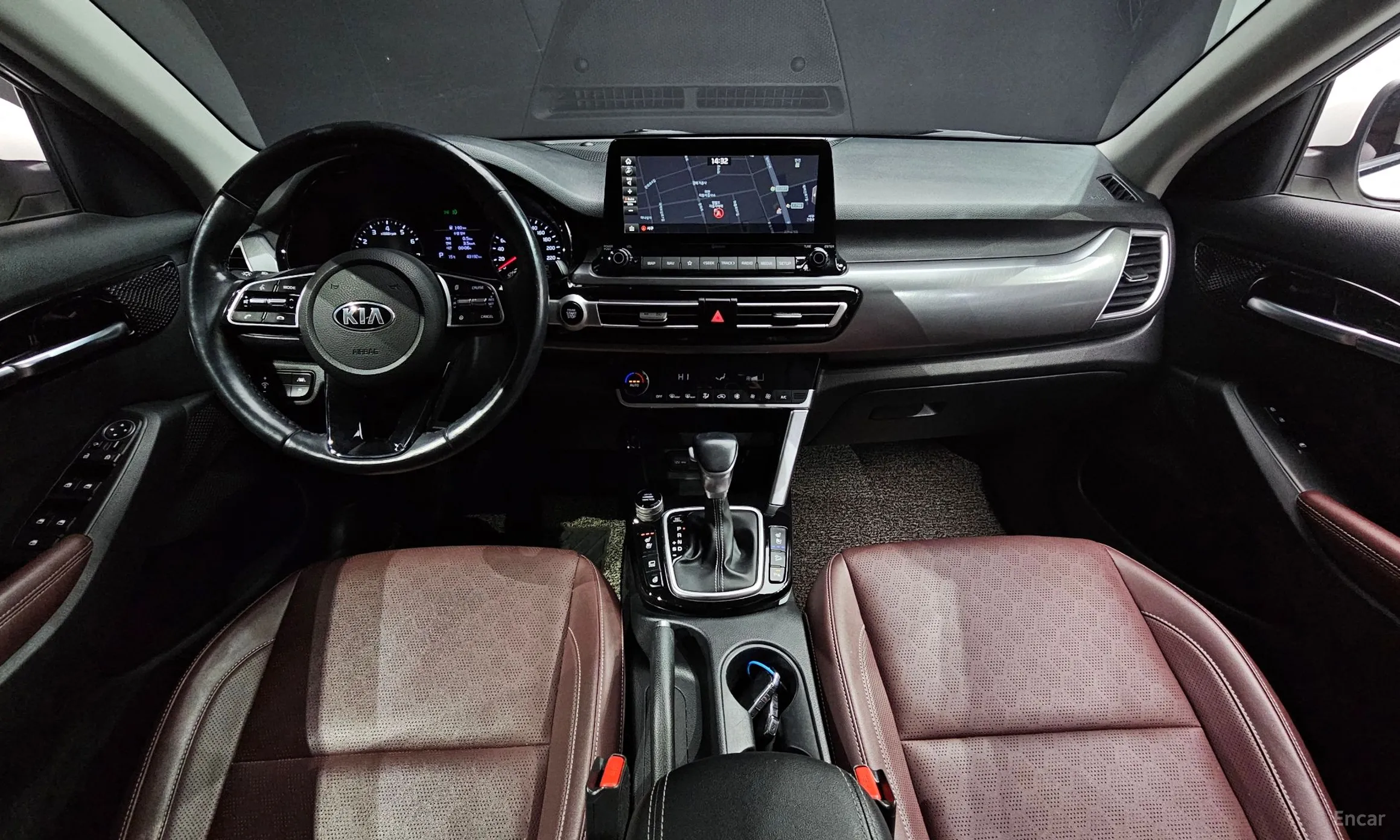 Kia Seltos превью 7