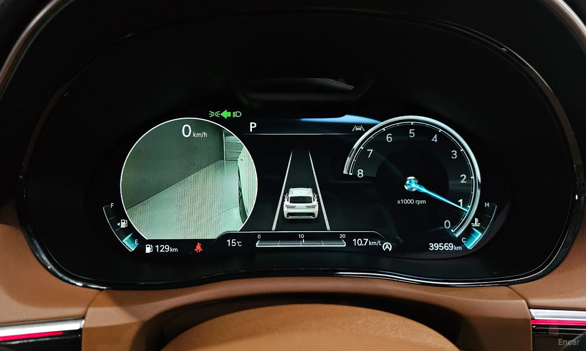 Genesis GV70 превью 8