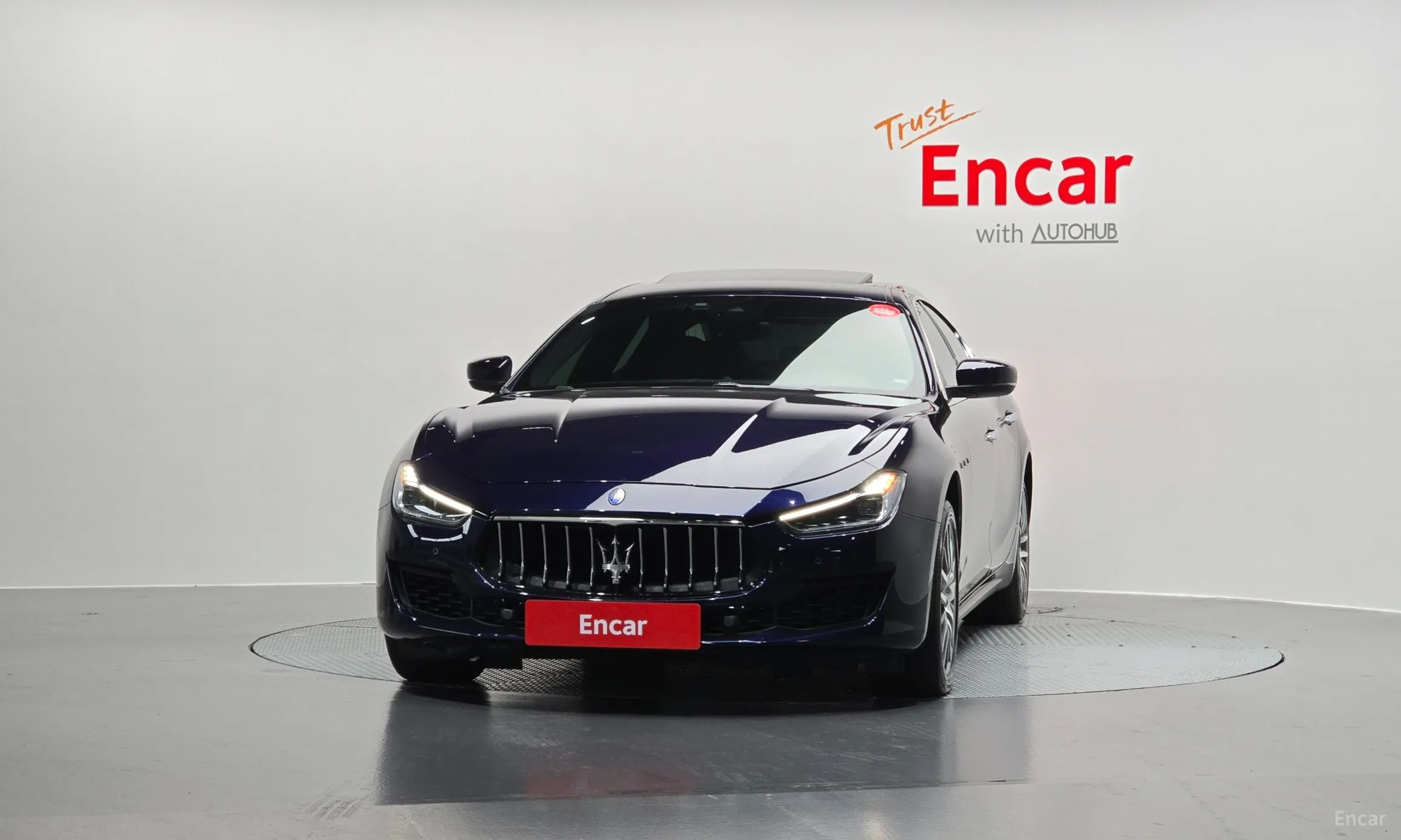 Maserati Ghibli превью 3