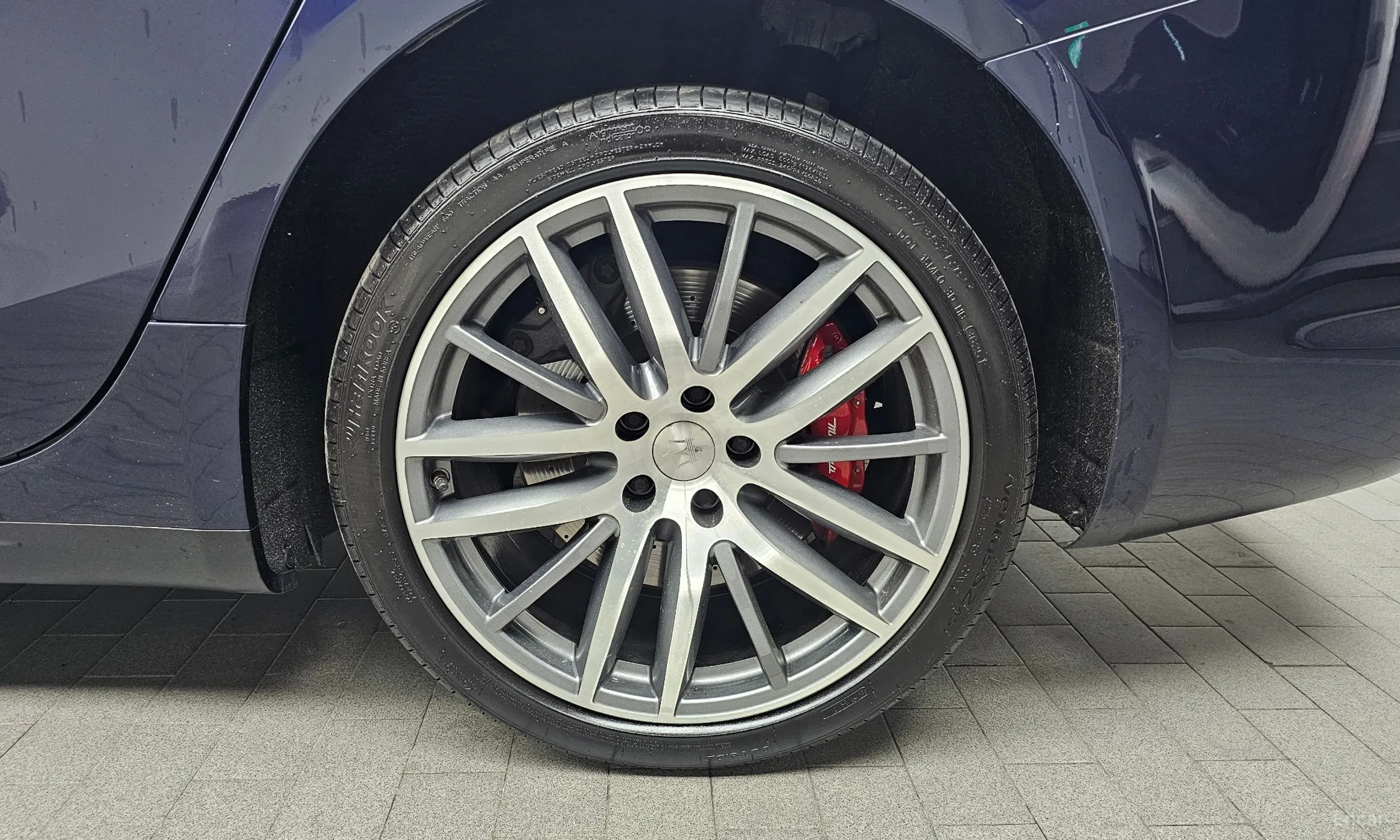 Maserati Ghibli превью 5