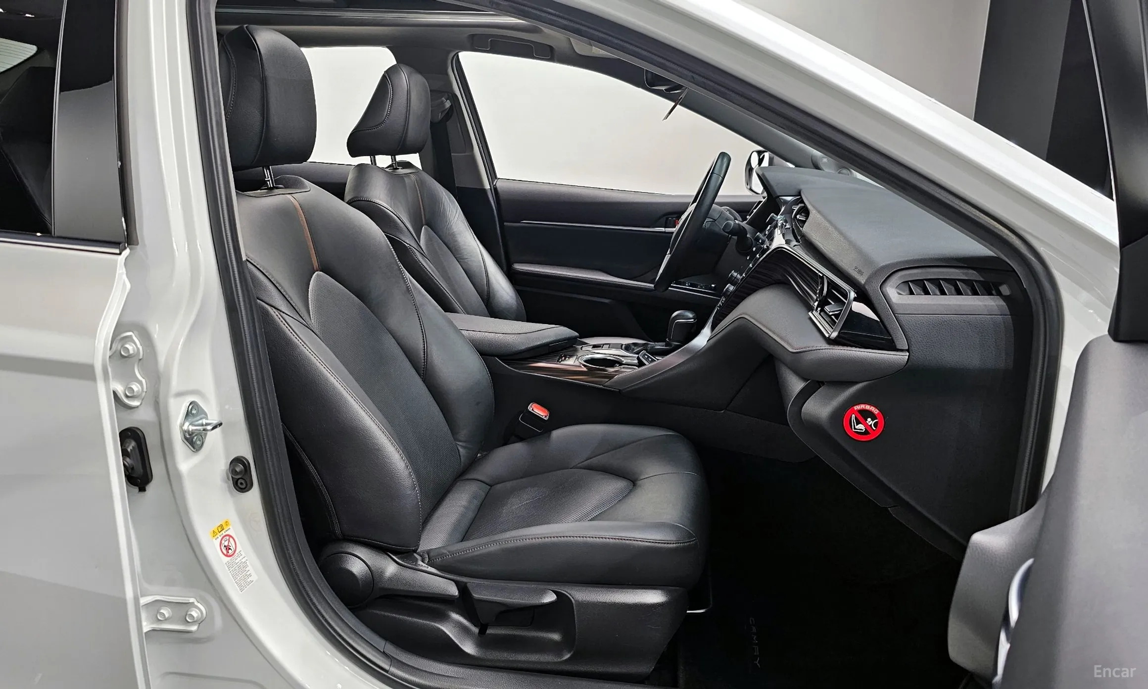 Toyota Camry (XV70) превью 10