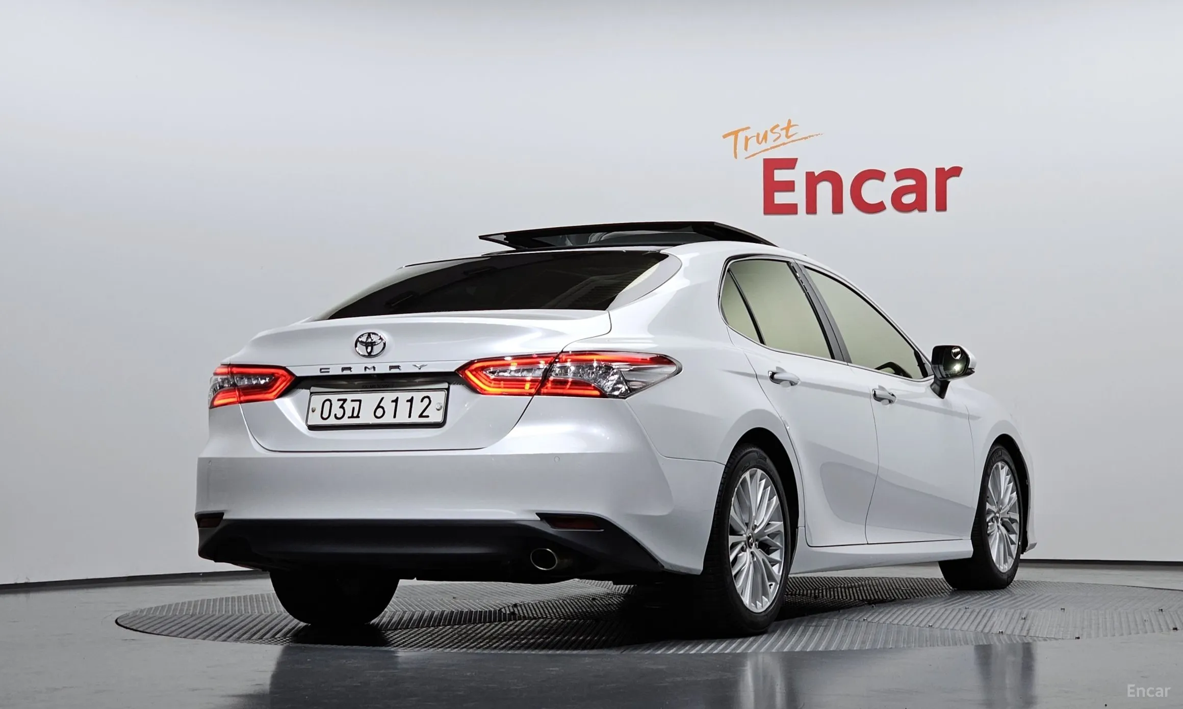 Toyota Camry (XV70) превью 2