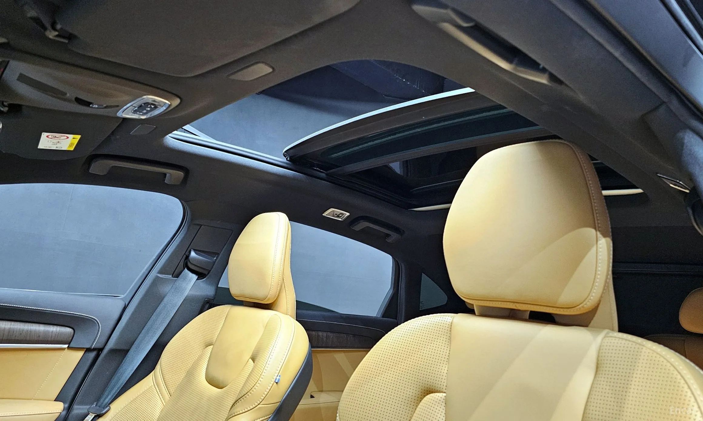 Volvo S90 превью 19