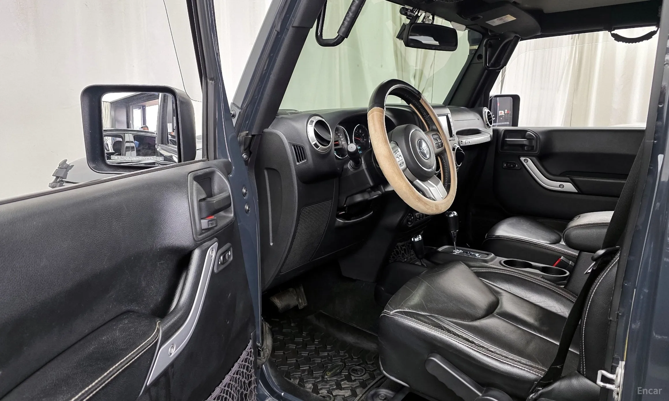 Jeep Wrangler (JK) превью 10